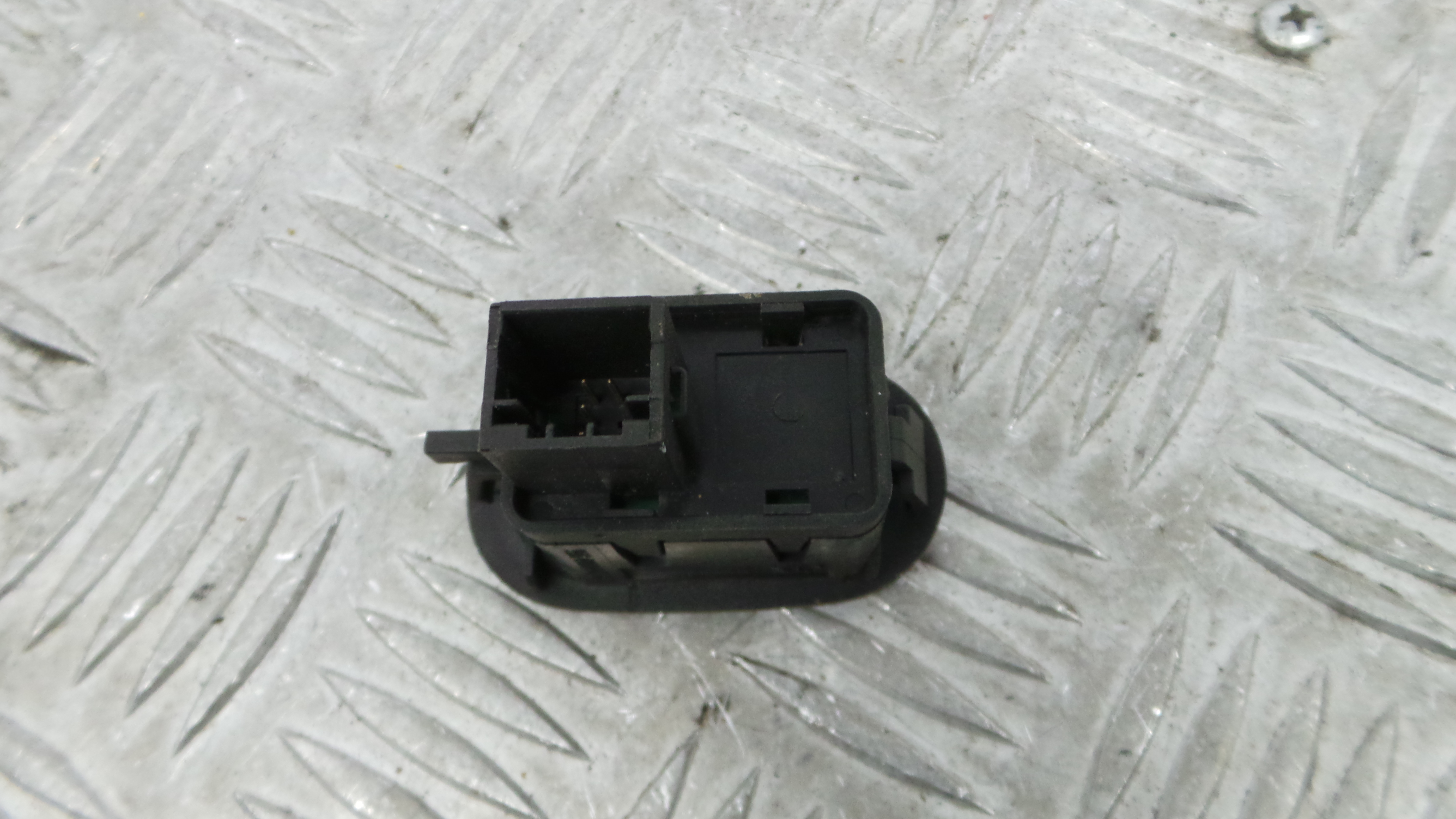 Interruptor / Comando Elevador Vidro Frente Dto  96401469XT - CITROËN C2 (JM_)-36758246