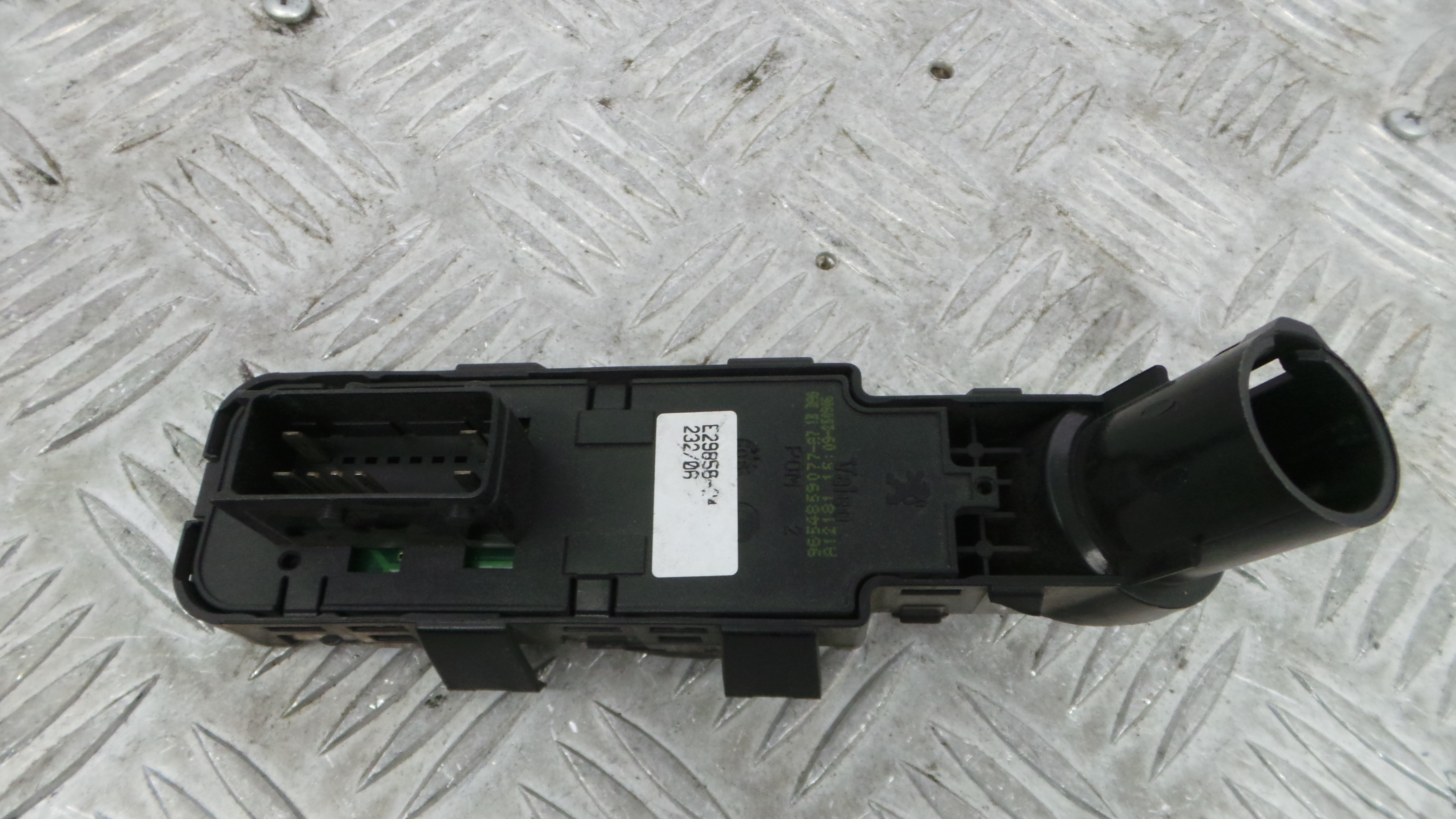 Interruptor / Comando Elevador Vidro Frente Esq  9654859077 - PEUGEOT 207 (WA_, WC_), 207/207+ (WA_,-36758422