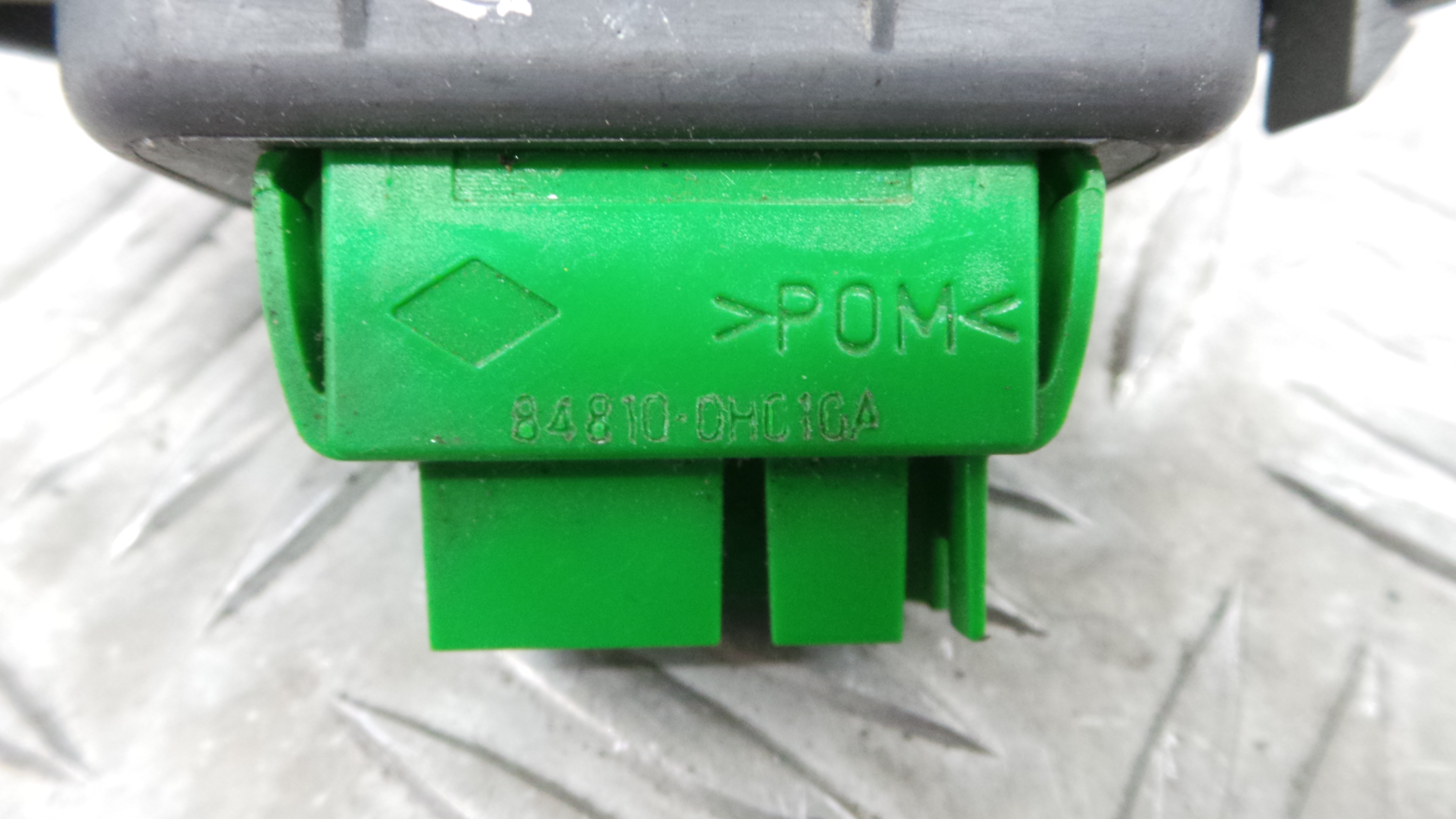 Interruptor / Comando Elevador Vidro Frente Esq  74232-0H010 - CITROËN C1 (PM_, PN_)-36758446