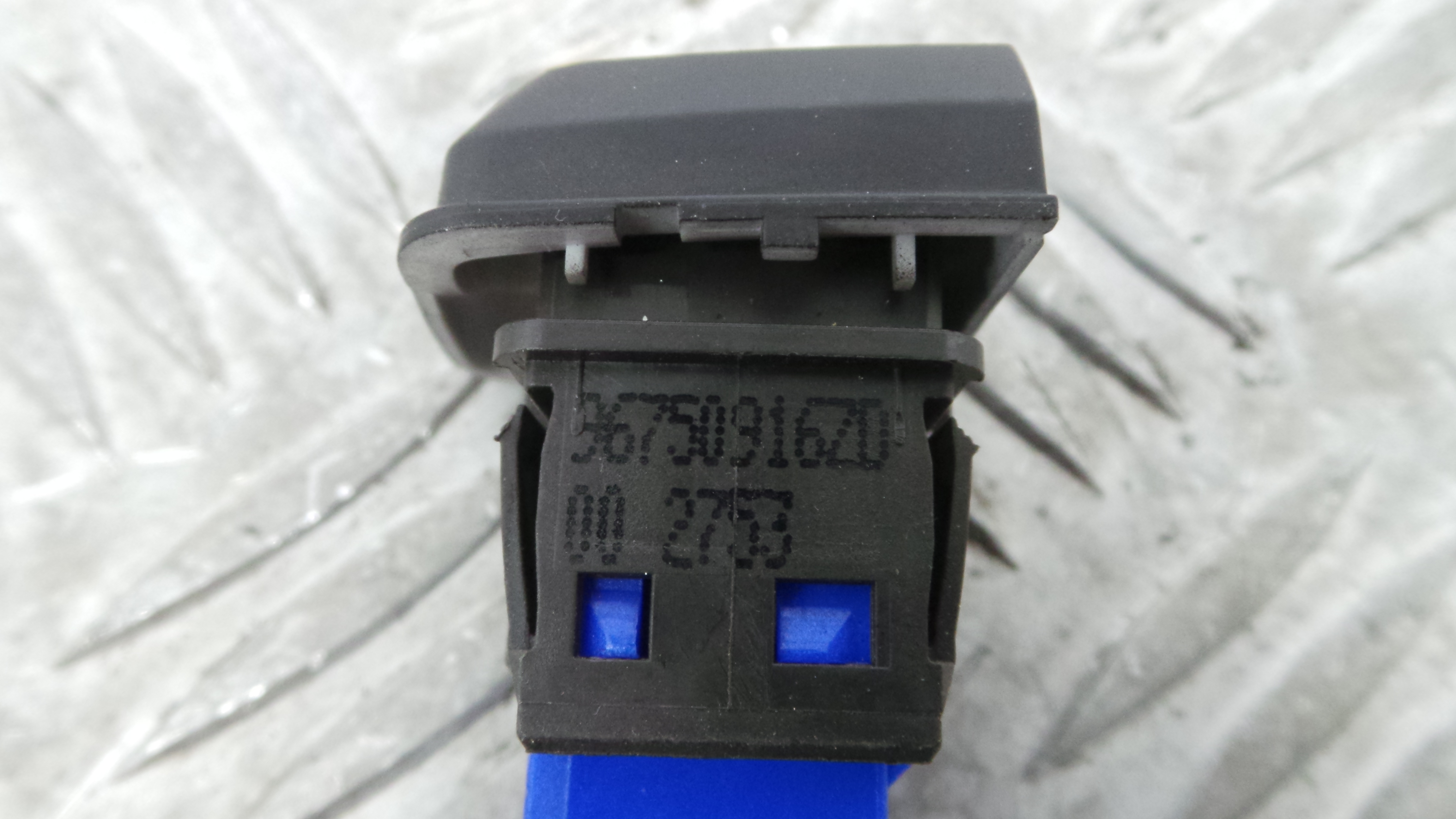 warning 4 piscas 96750916ZD - PEUGEOT 208 I (CA_, CC_)-36758467