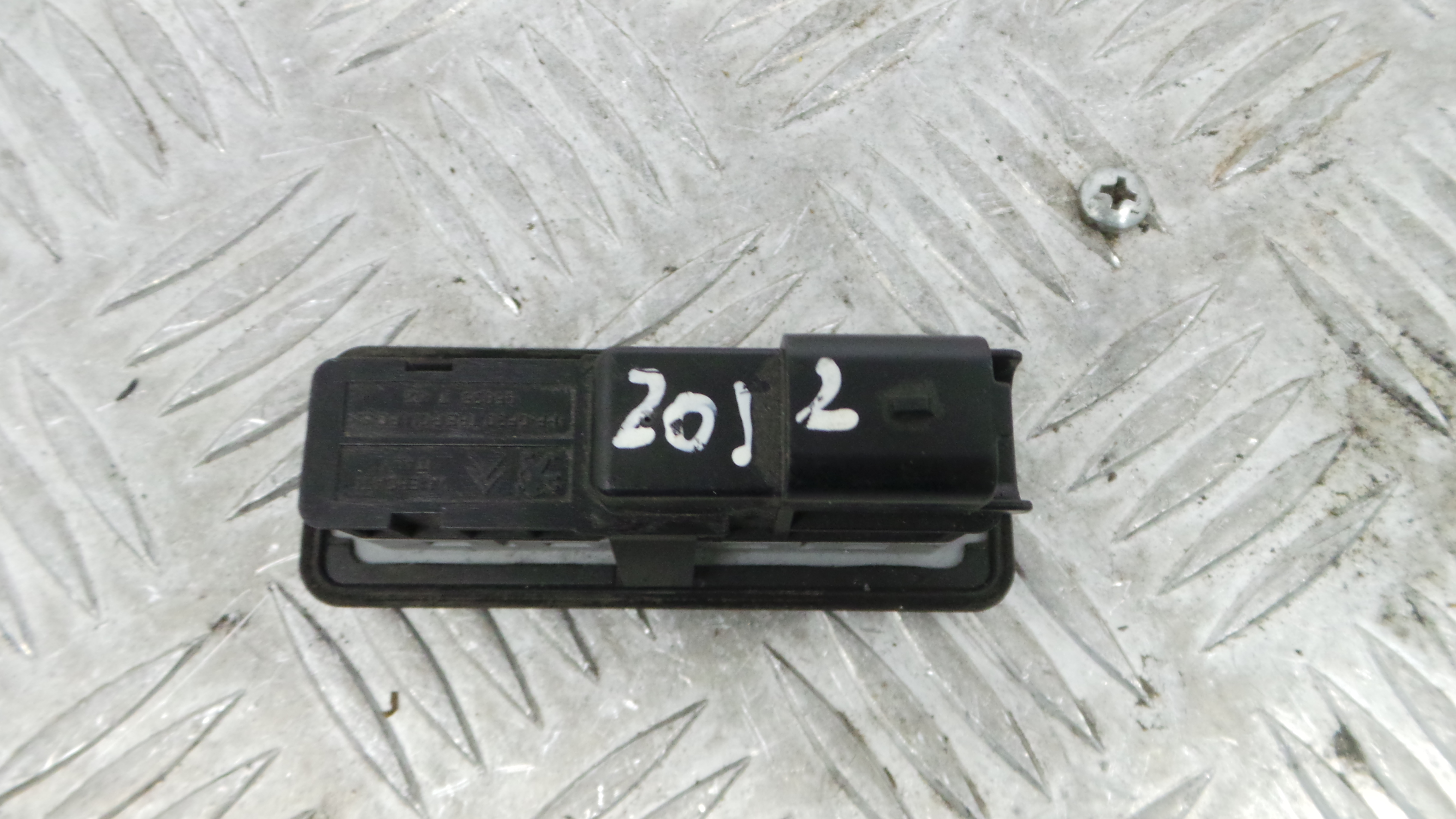 Interruptor / Comando Mala 9676028380 - PEUGEOT 208 I (CA_, CC_)-36758470