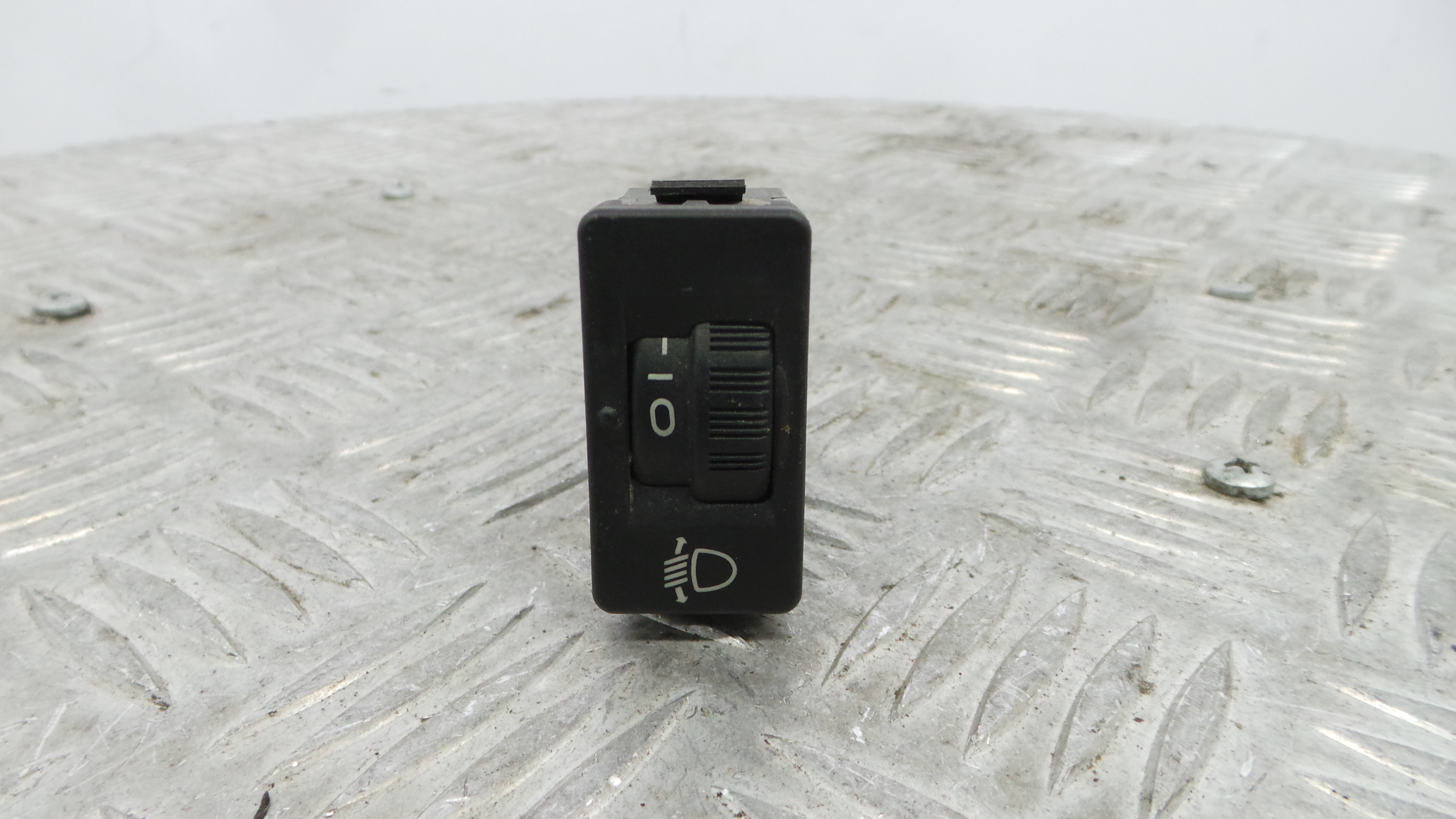 Comando de Regulação dos Faróis 9638422XT - CITROËN C2 (JM_)-36758605 Comando de Regulação dos Faróis 9638422XT - CITROËN C2 (JM_)-36758605