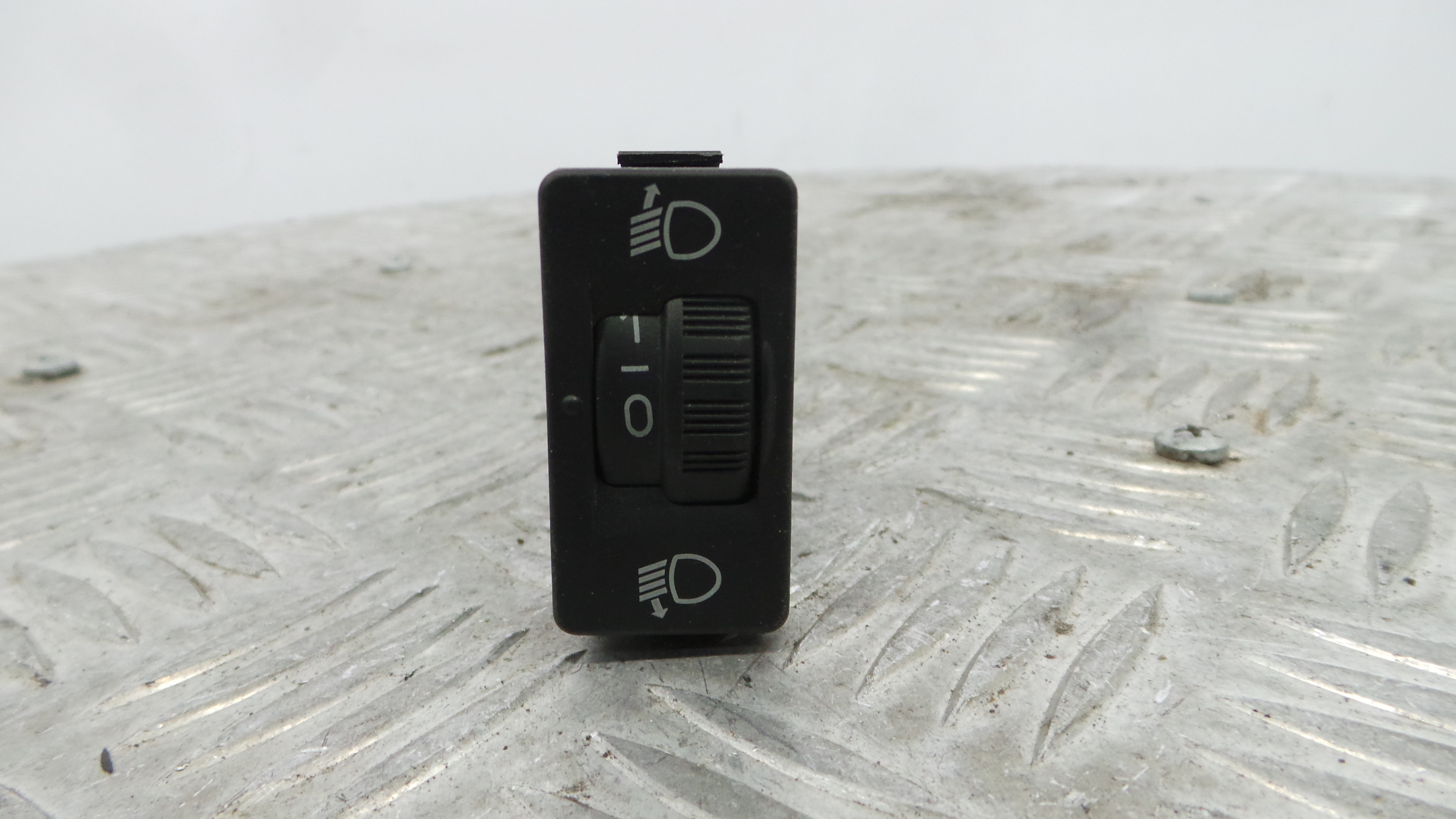 Comando de Regulação dos Faróis  96661868XT - CITROËN C3 II (SC_)-36758747