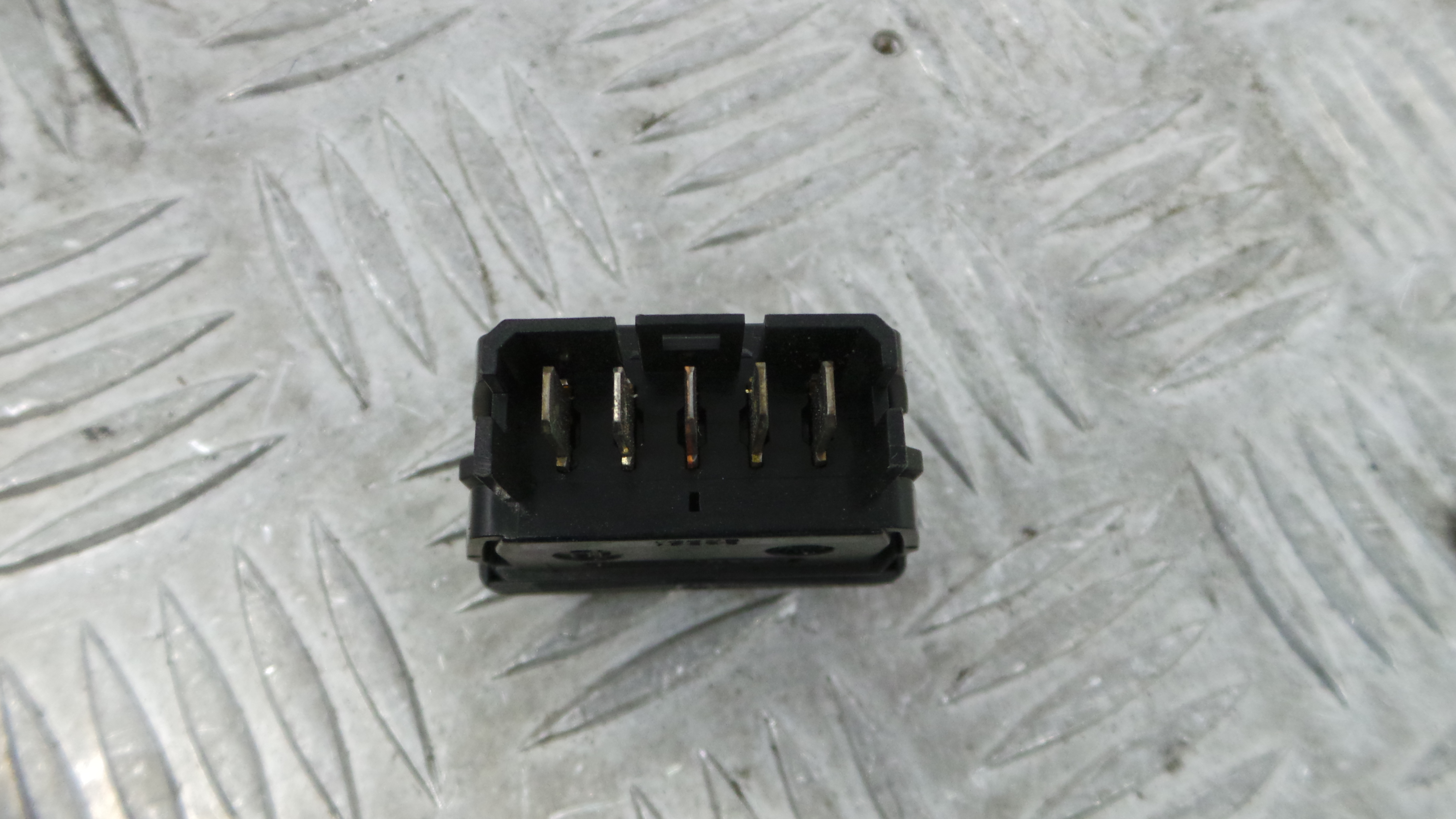 Interruptor / Comando Elevador Vidro Frente Dto 6552Z7 - CITROËN XSARA (N1)-36758971