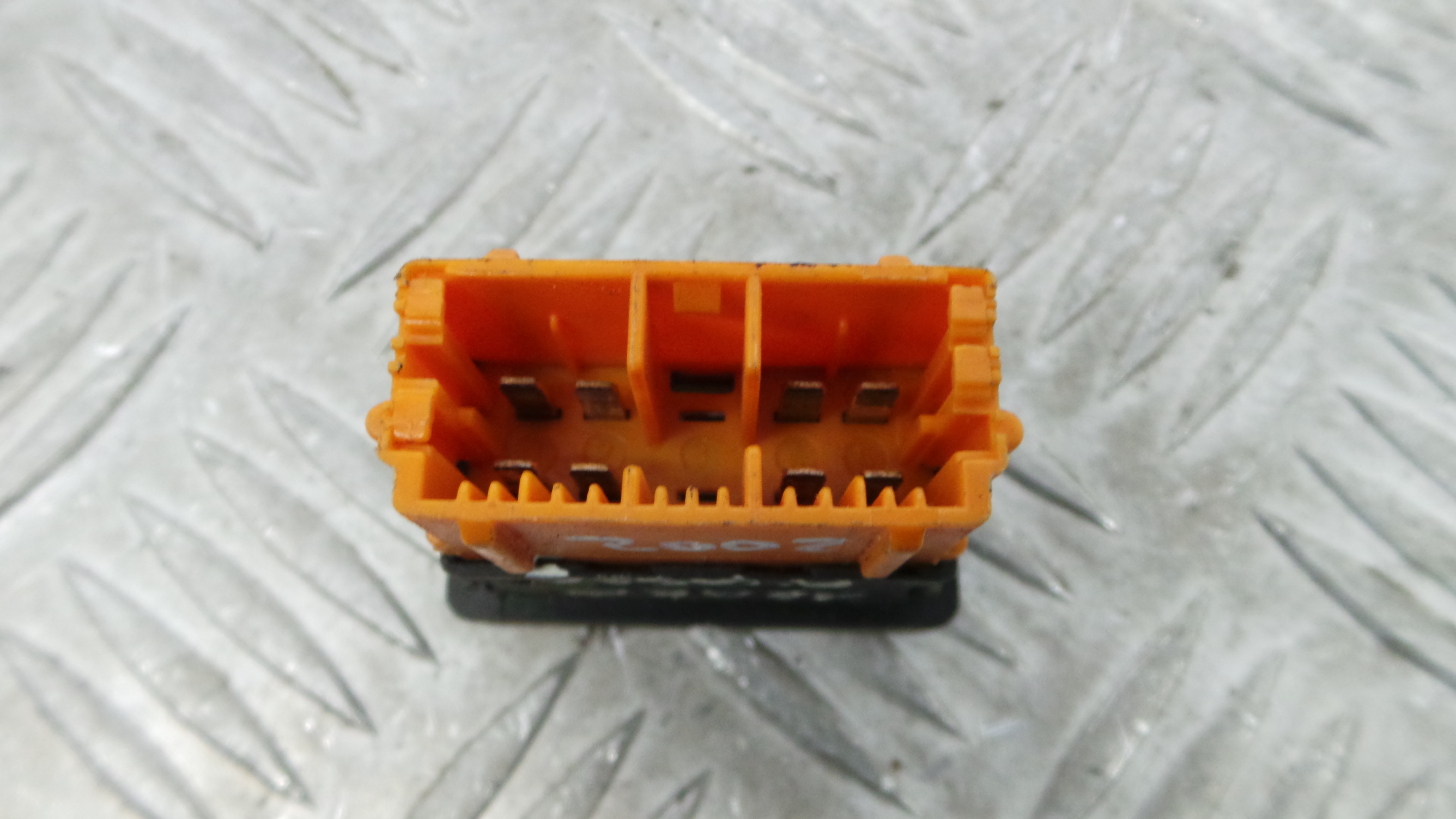 Interruptor / Comando Elevador Vidro Trás Dto 6552Z7 - CITROËN XSARA PICASSO (N68)-36758975