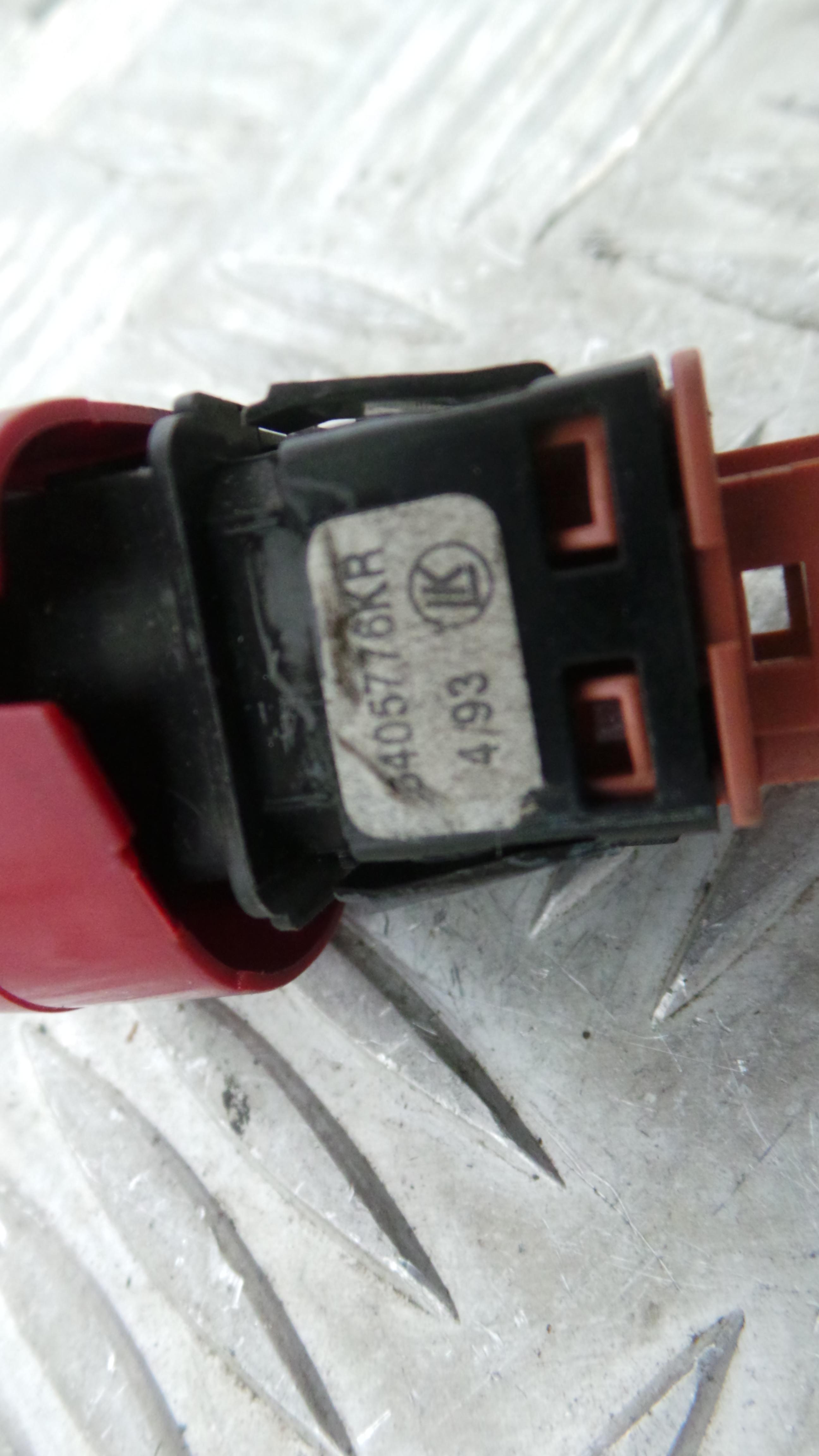 warning 4 piscas 96405776KR - CITROËN C3 I (FC_, FN_)-36762725