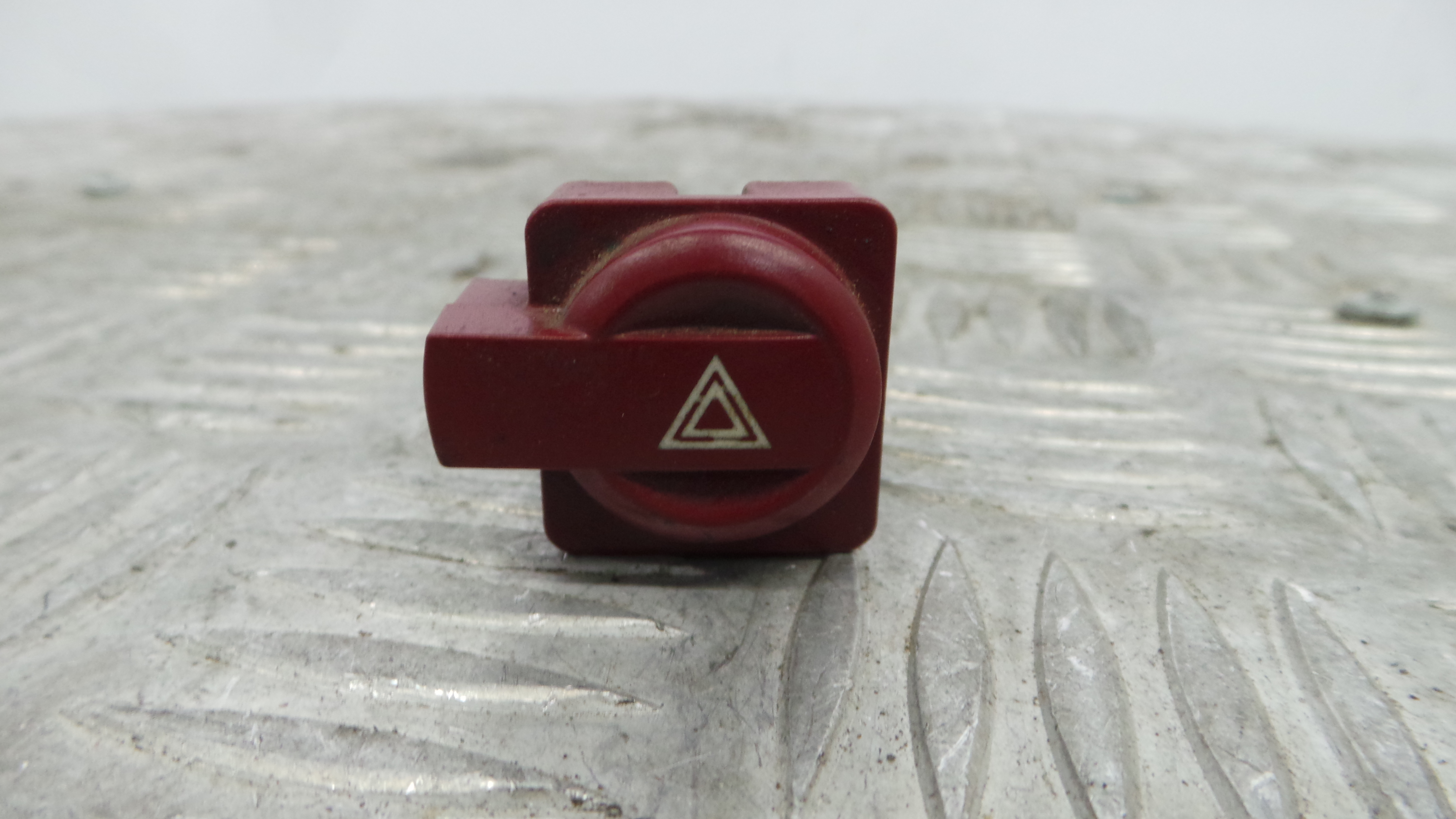 warning 4 piscas 96480877KR - CITROËN C4 I (LC_)-36762739