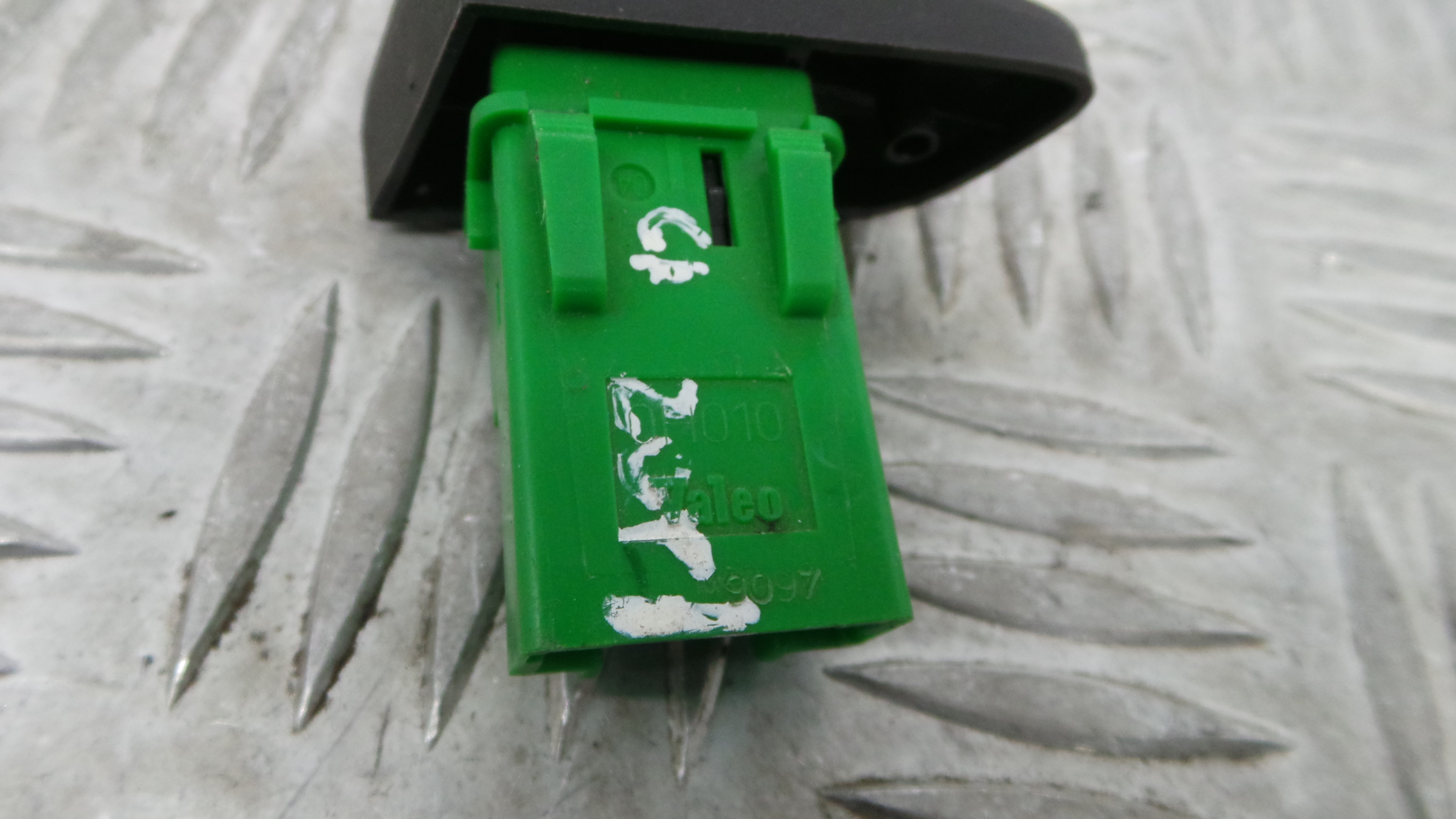 Comutador Interruptor Desembaciador Vidro 654612 - CITROËN C1 (PM_, PN_)-36762747