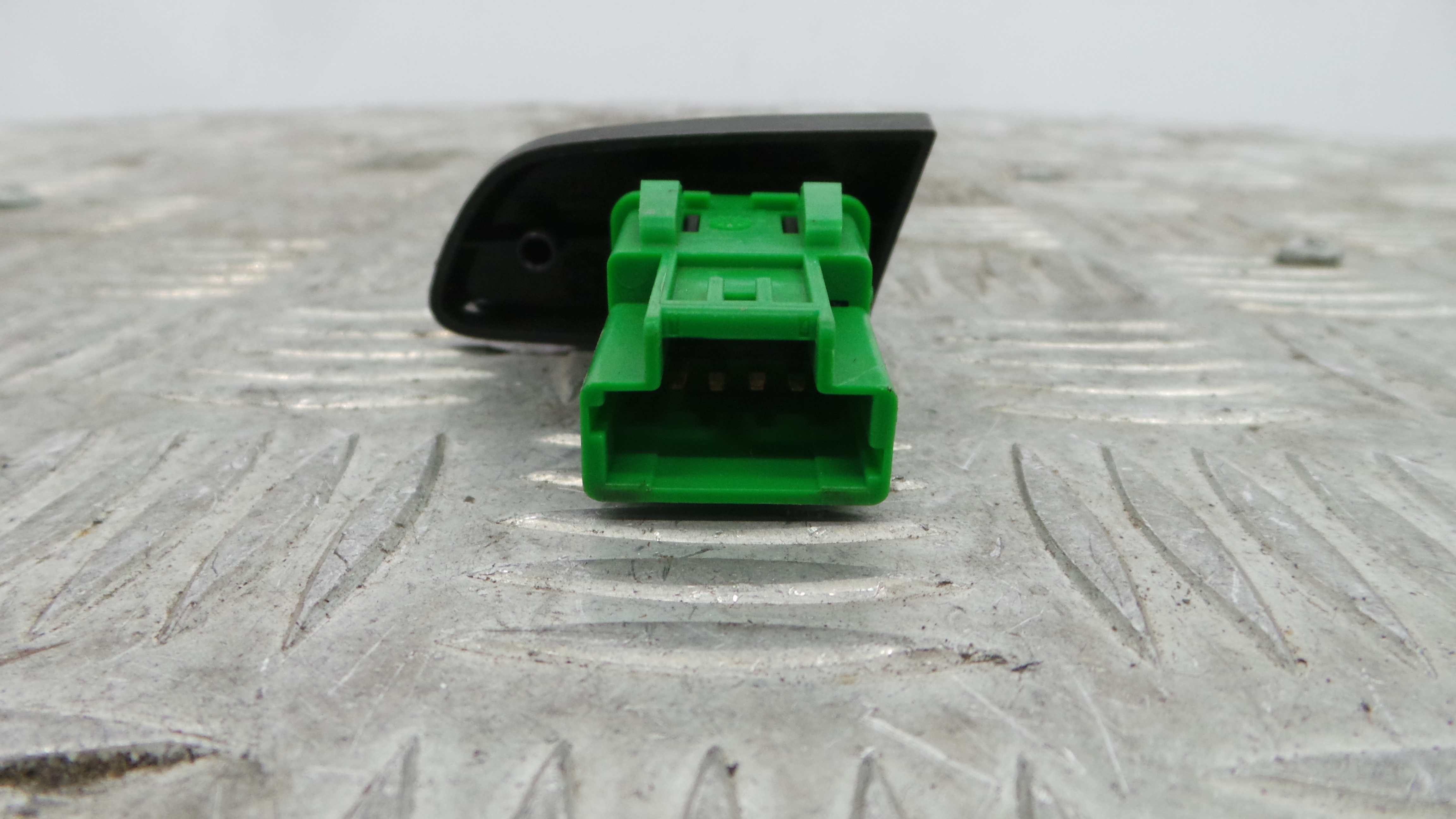 Comutador Interruptor Desembaciador Vidro 654612 - PEUGEOT 107 (PM_, PN_)-36762753