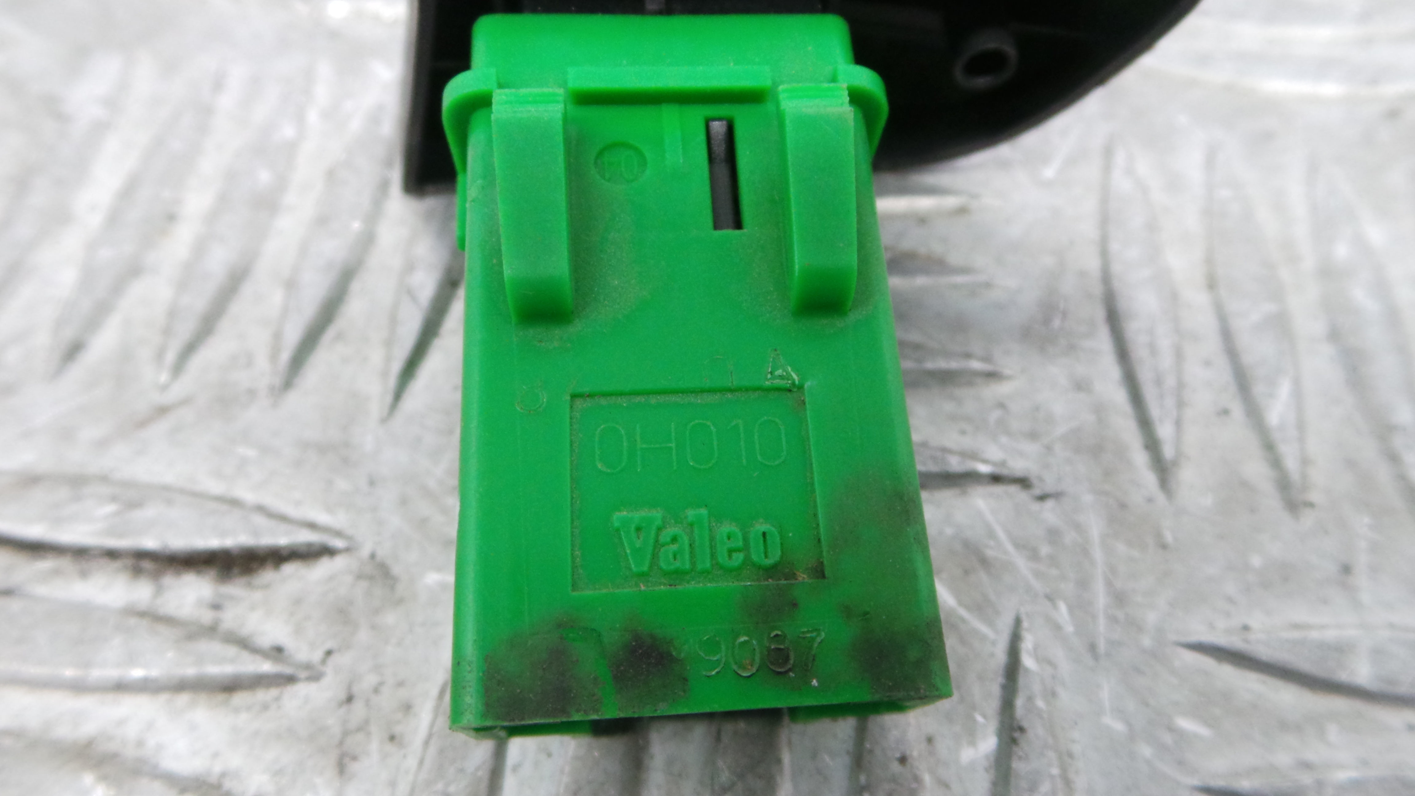 Comutador Interruptor Desembaciador Vidro 654612 - PEUGEOT 107 (PM_, PN_)-36762753