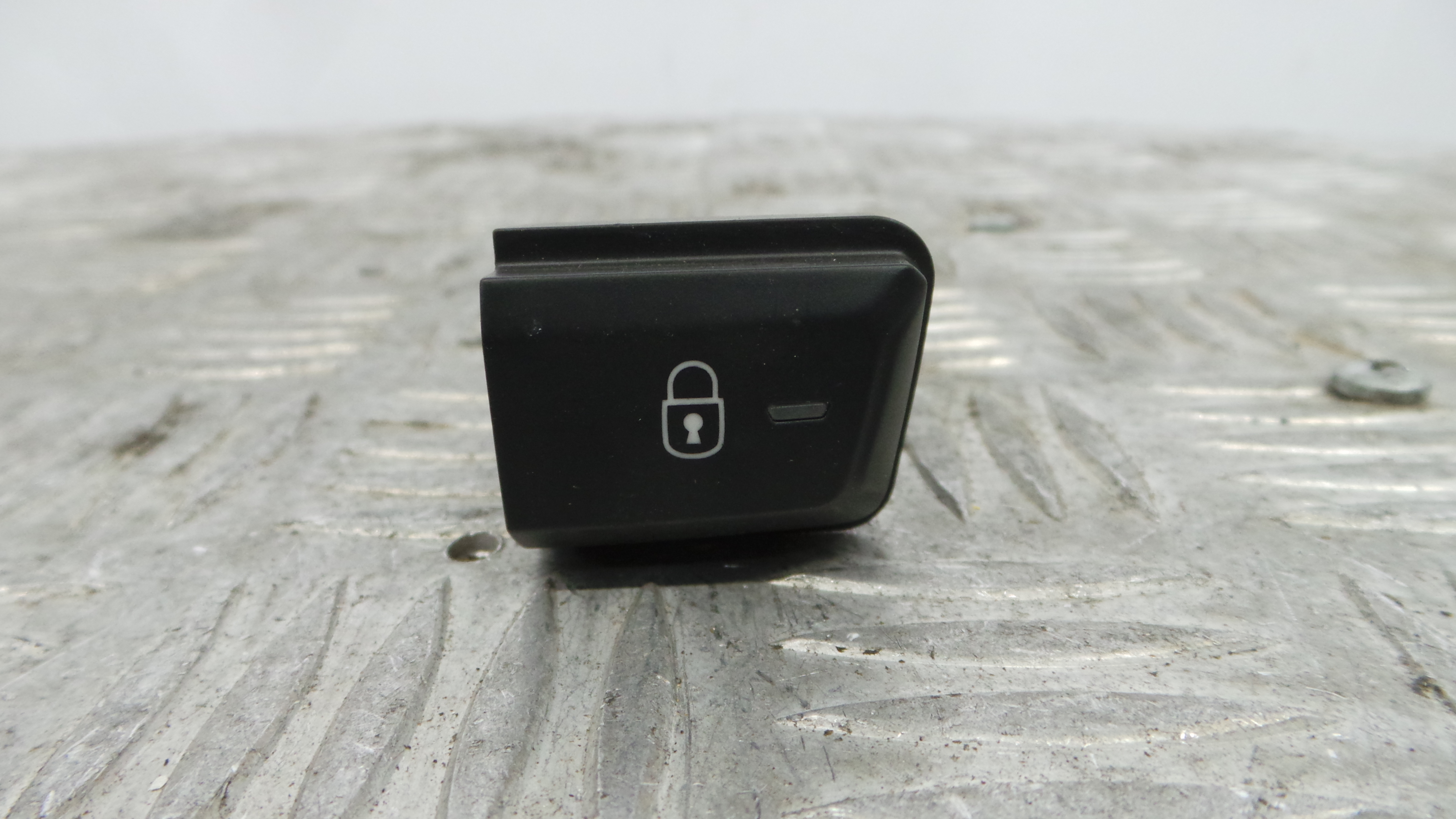 Botão de Bloqueio da Porta  96750883ZD - PEUGEOT 208 I (CA_, CC_)-36762780