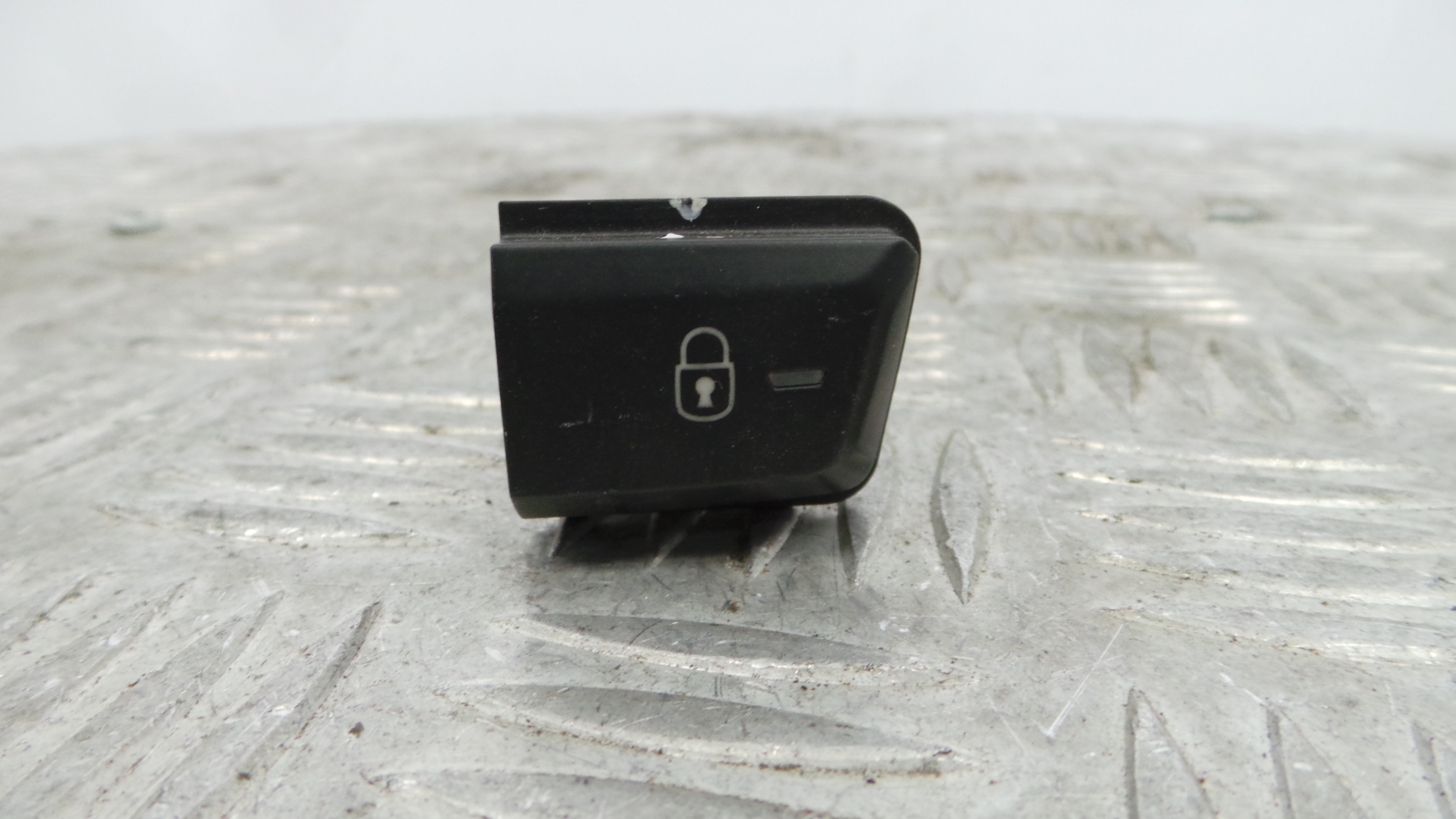 Botão de Bloqueio da Porta  96750883ZD - PEUGEOT 208 I (CA_, CC_)-36762789