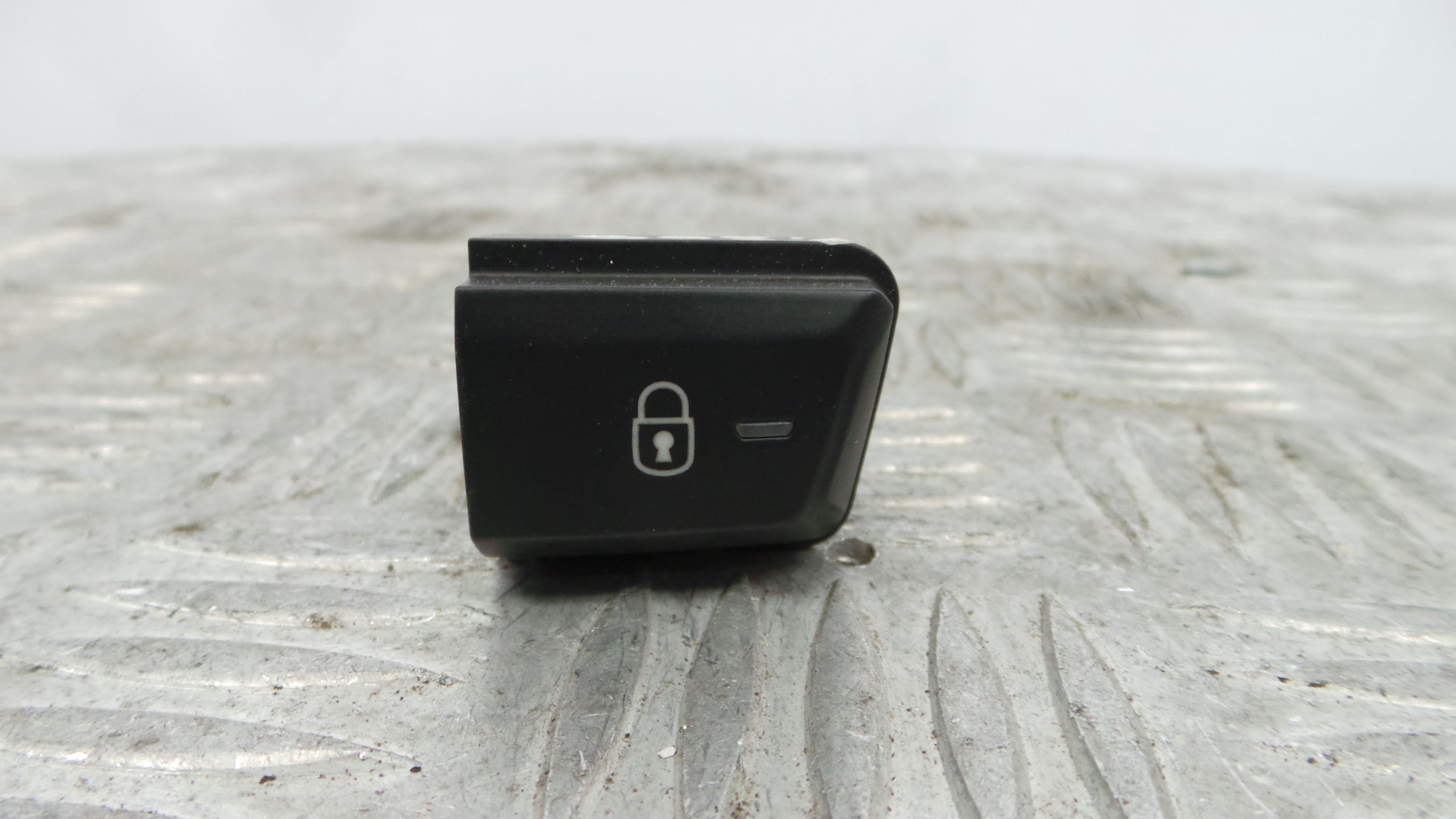 Botão de Bloqueio da Porta  96750883ZD - PEUGEOT 208 I (CA_, CC_)-36762798