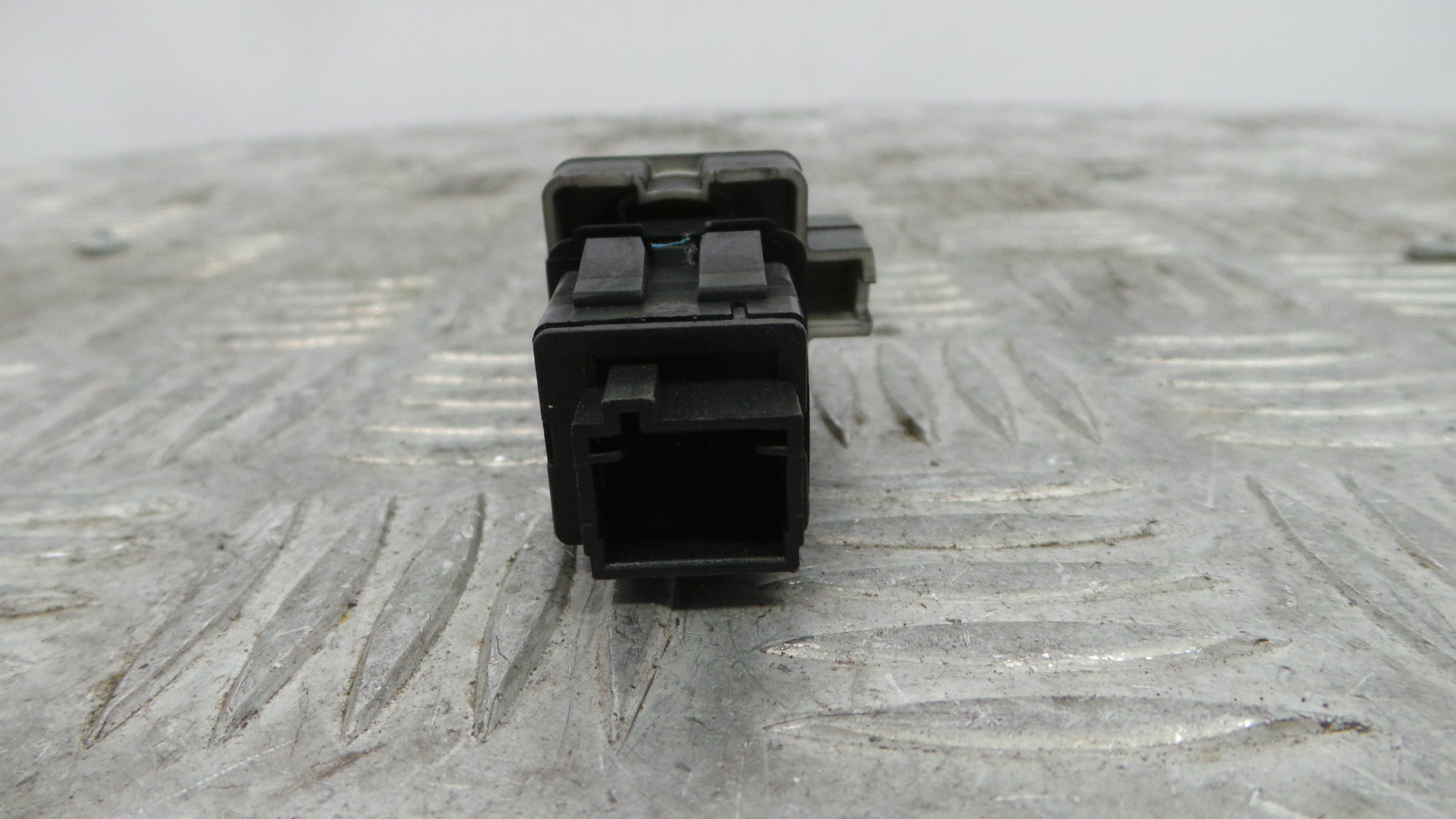 Botão de Bloqueio da Porta 96476626XT - CITROËN C4 I (LC_)-36762807