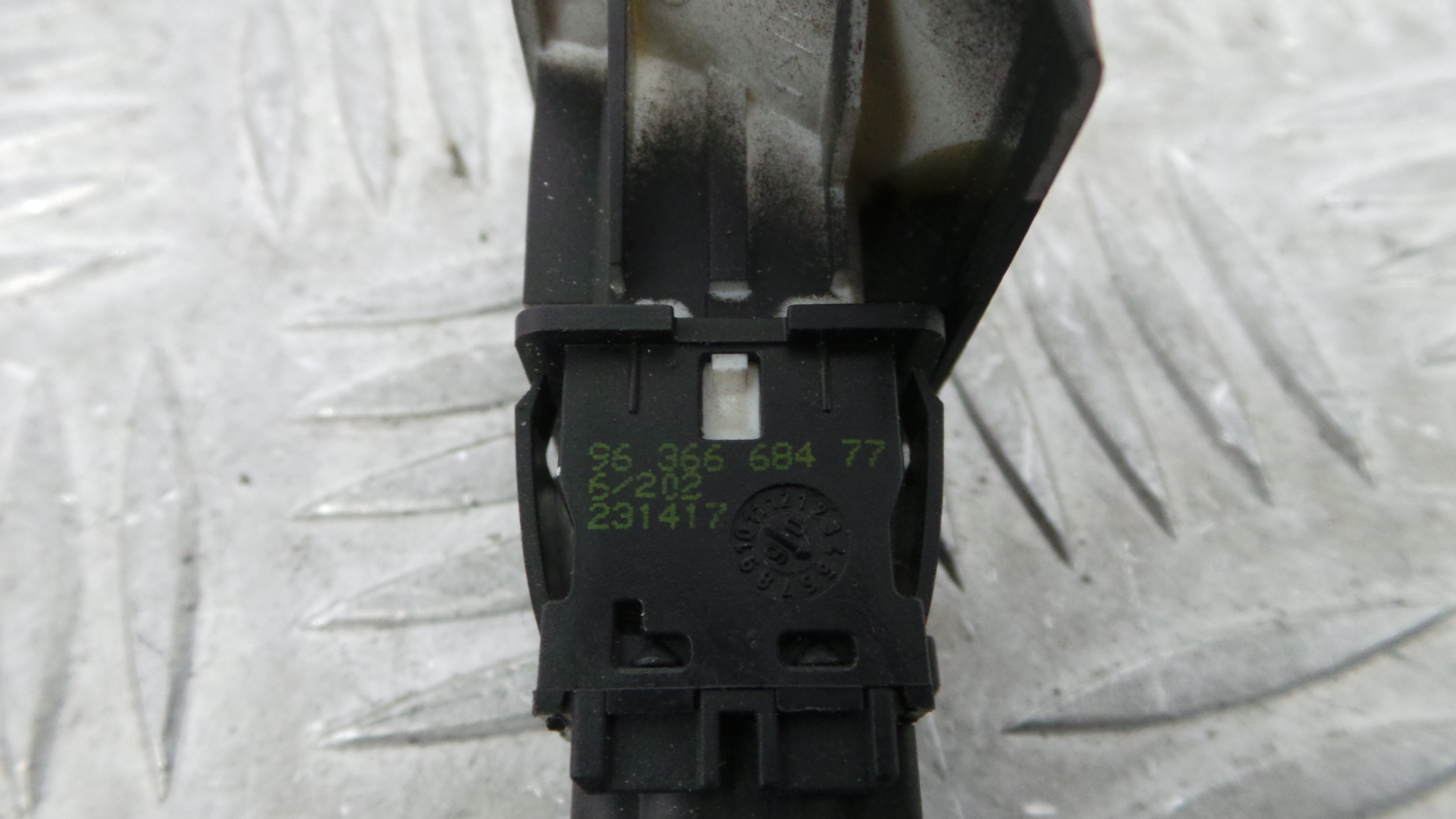 Botão de Bloqueio da Porta  9636668477 - PEUGEOT 307 (3A/C)-36762964