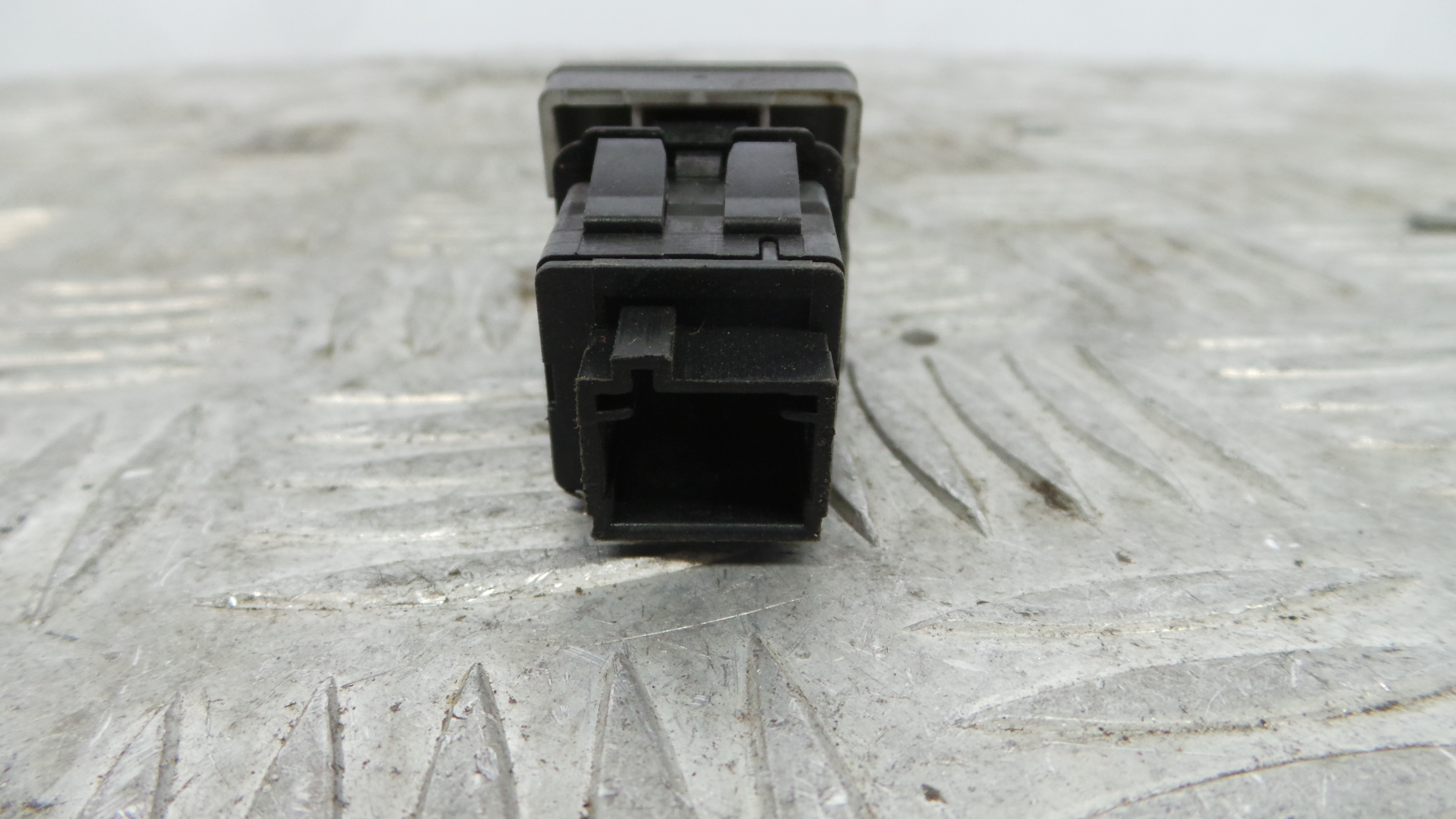 Interruptor / Comando Sensores Estacionamento 96594887XT - PEUGEOT PARTNER Caixa/monovolume-36762973