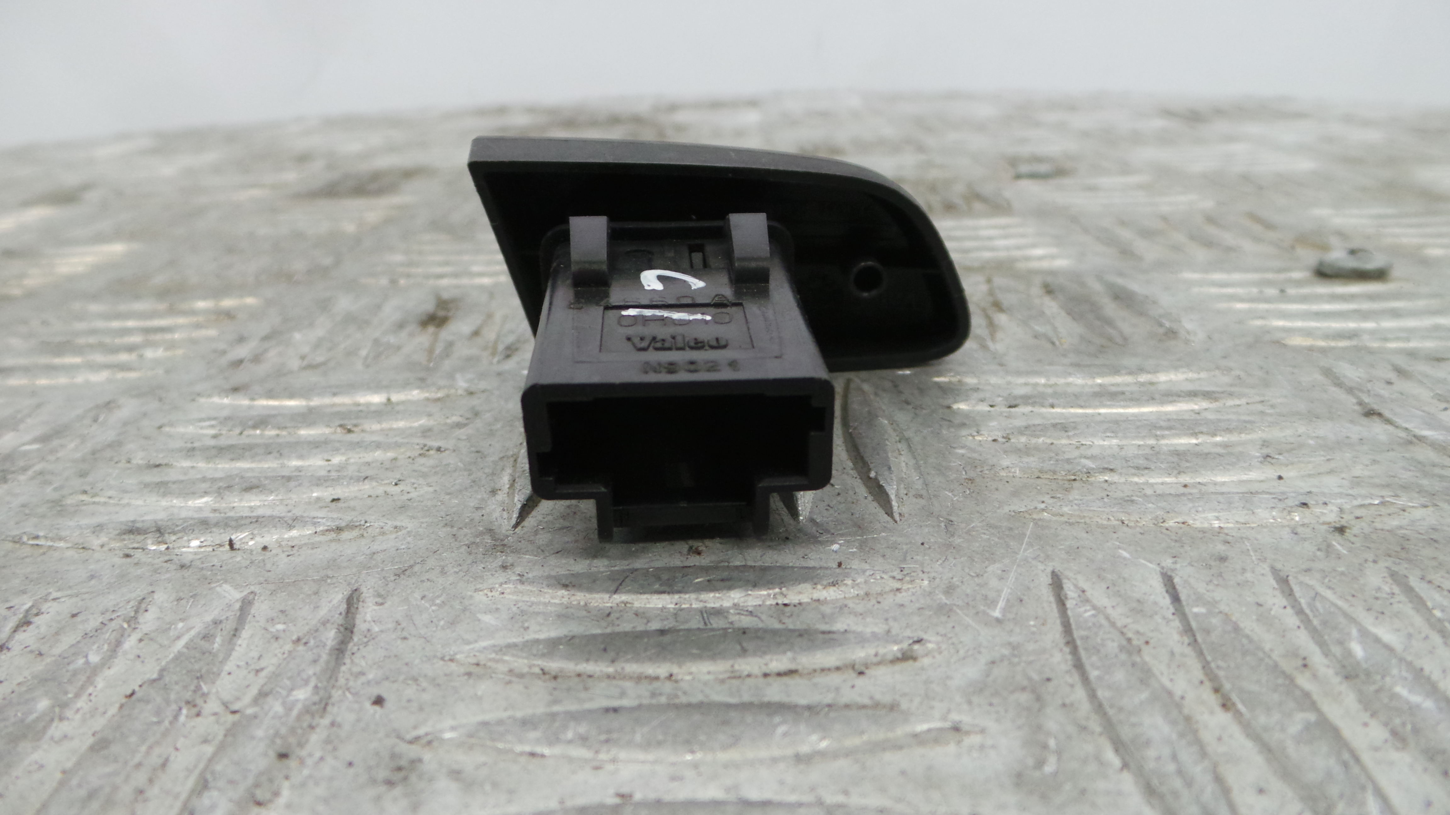 Interruptor Do Ar Condicionado 84660A-0H010 - CITROËN C1 (PM_, PN_)-36762997