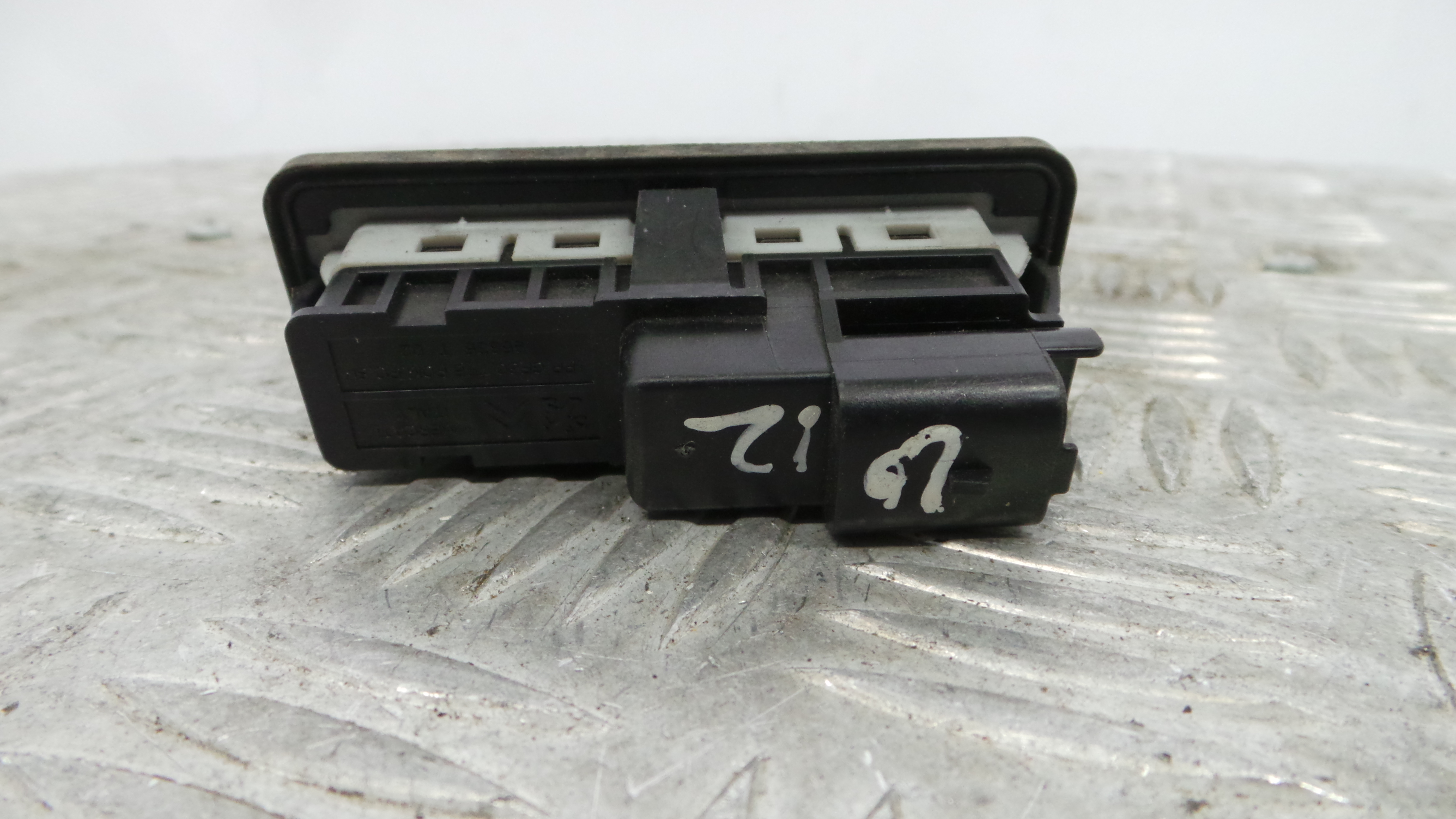 Interruptor / Comando Mala 9676028380 - PEUGEOT 208 I (CA_, CC_)-36763066