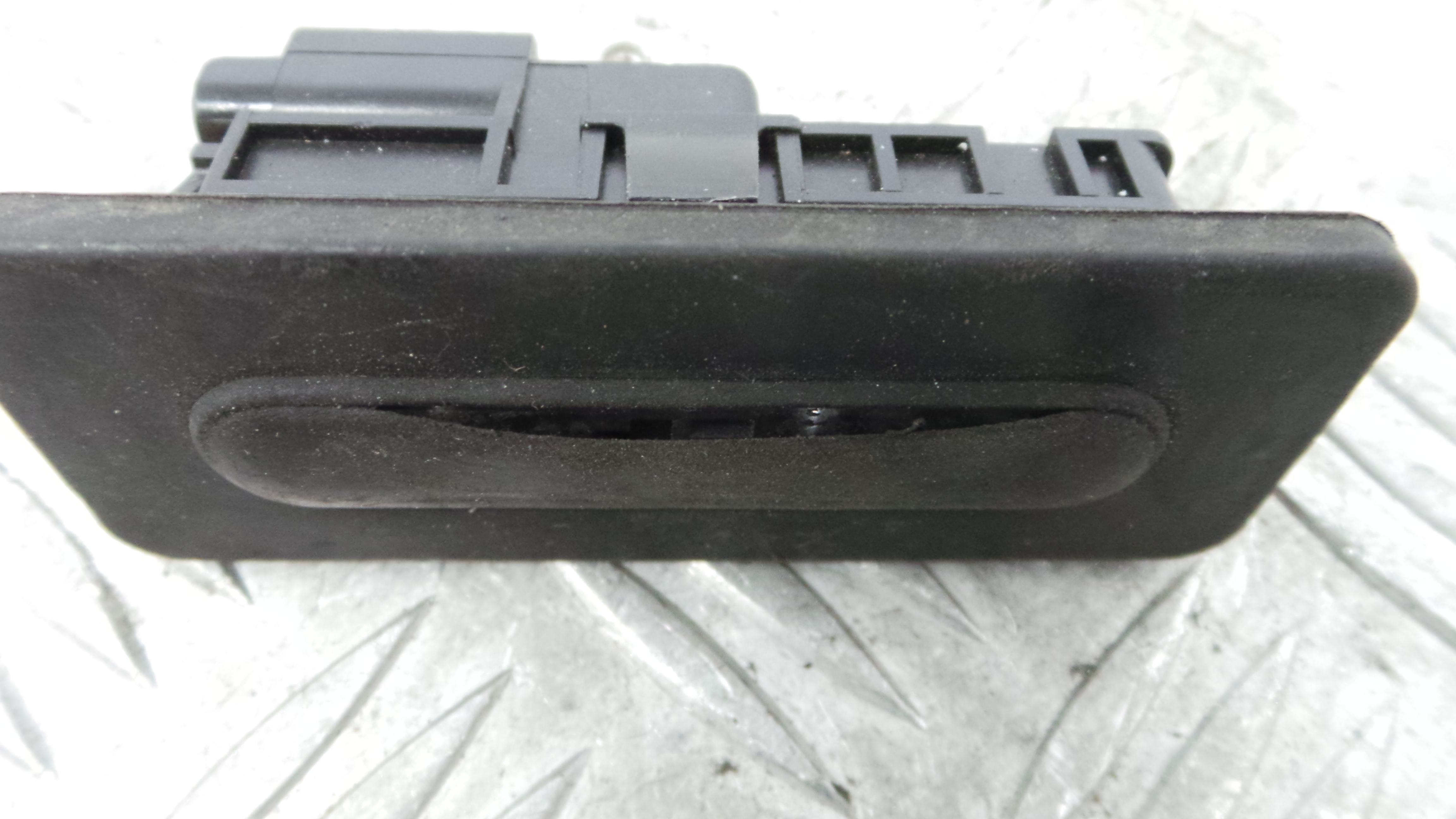 Interruptor / Comando Mala 9676028380 - PEUGEOT 208 I (CA_, CC_)-36763069