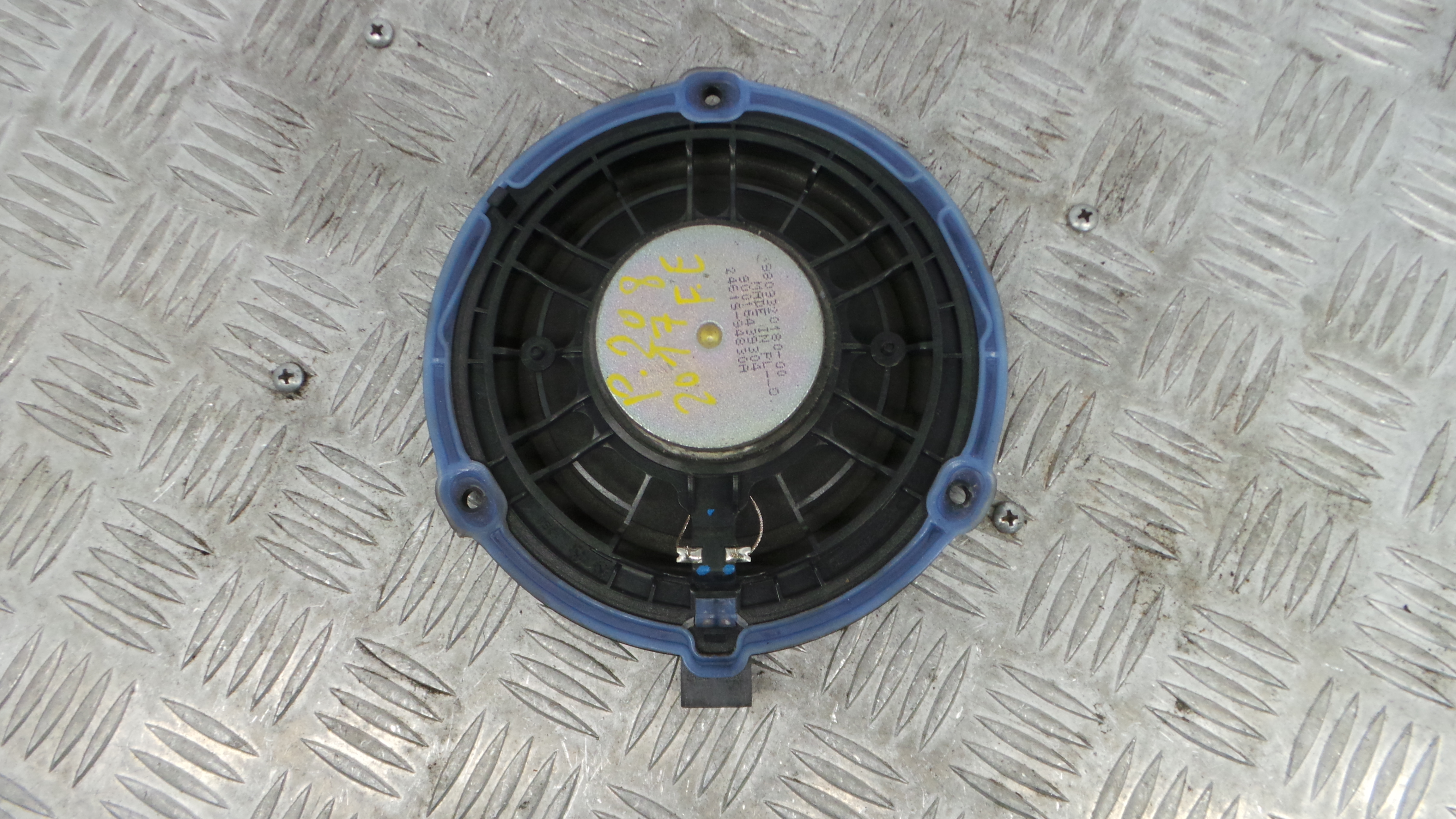 Colunas de Som 9809320180 - PEUGEOT 208 I (CA_, CC_)-36765905