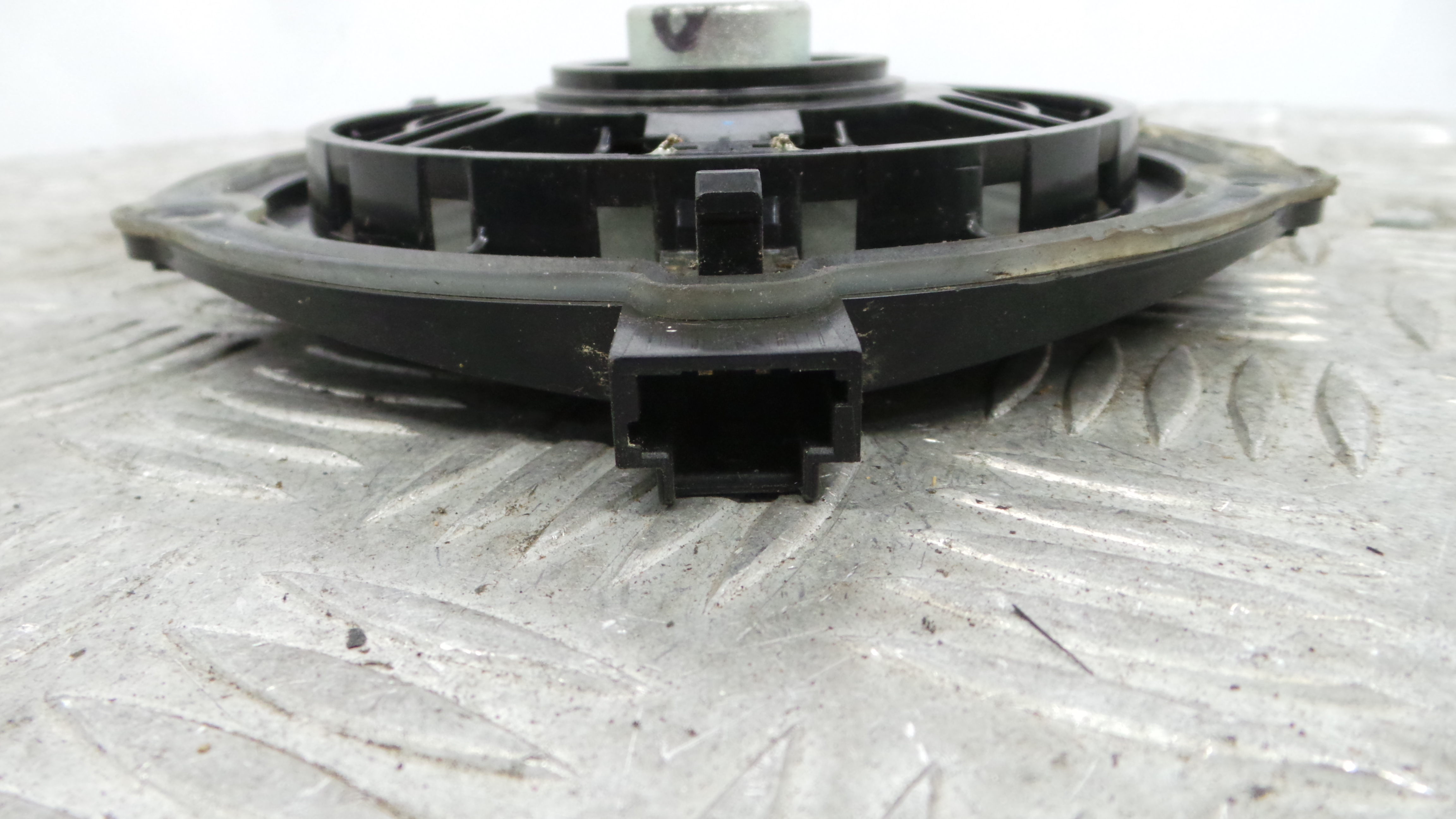 Colunas de Som - PEUGEOT 208 I (CA_, CC_)-36766086