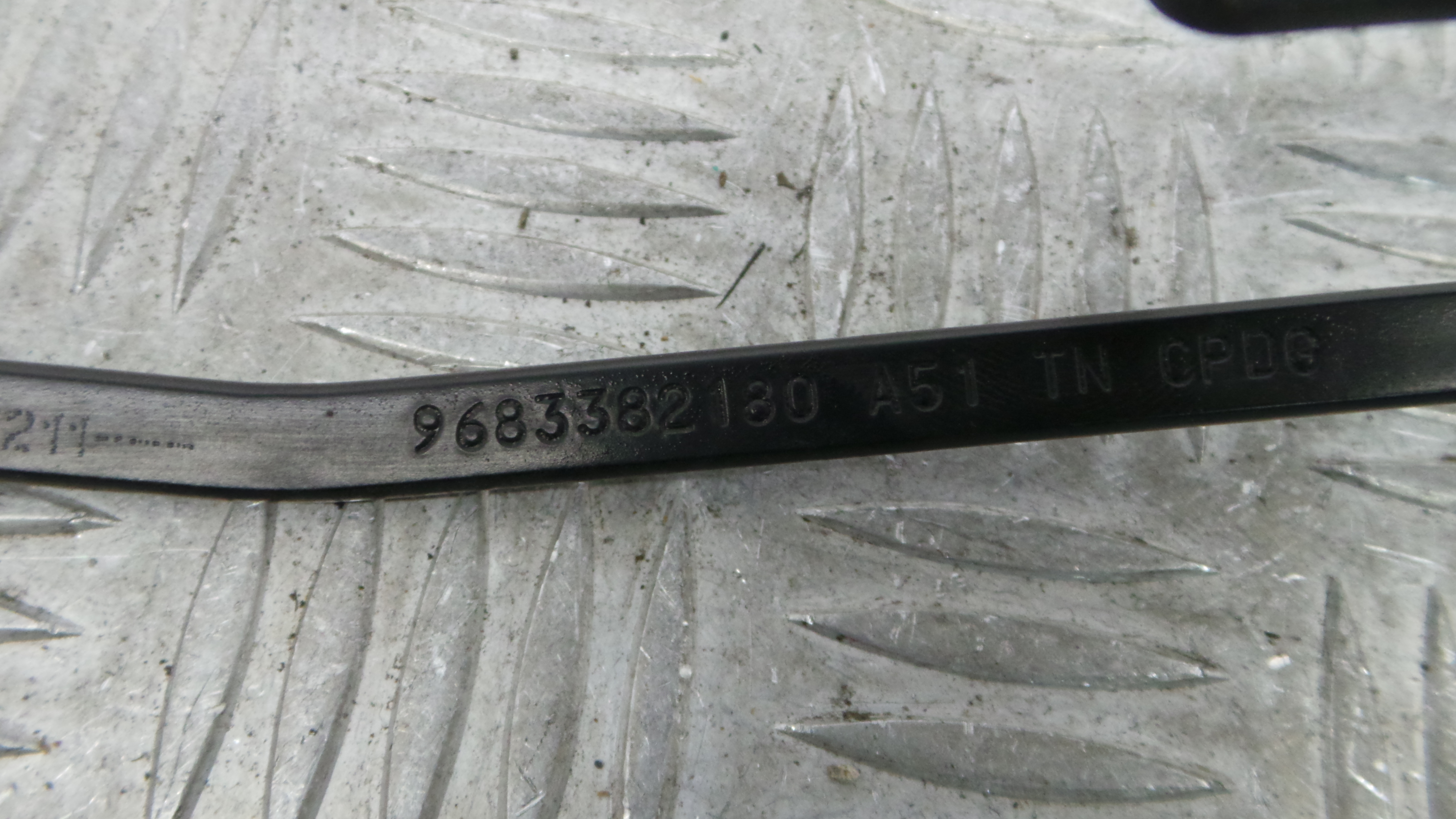 Braço Do Limpa-vidros 9683382180 - CITROËN C3 II (SC_)-36766259