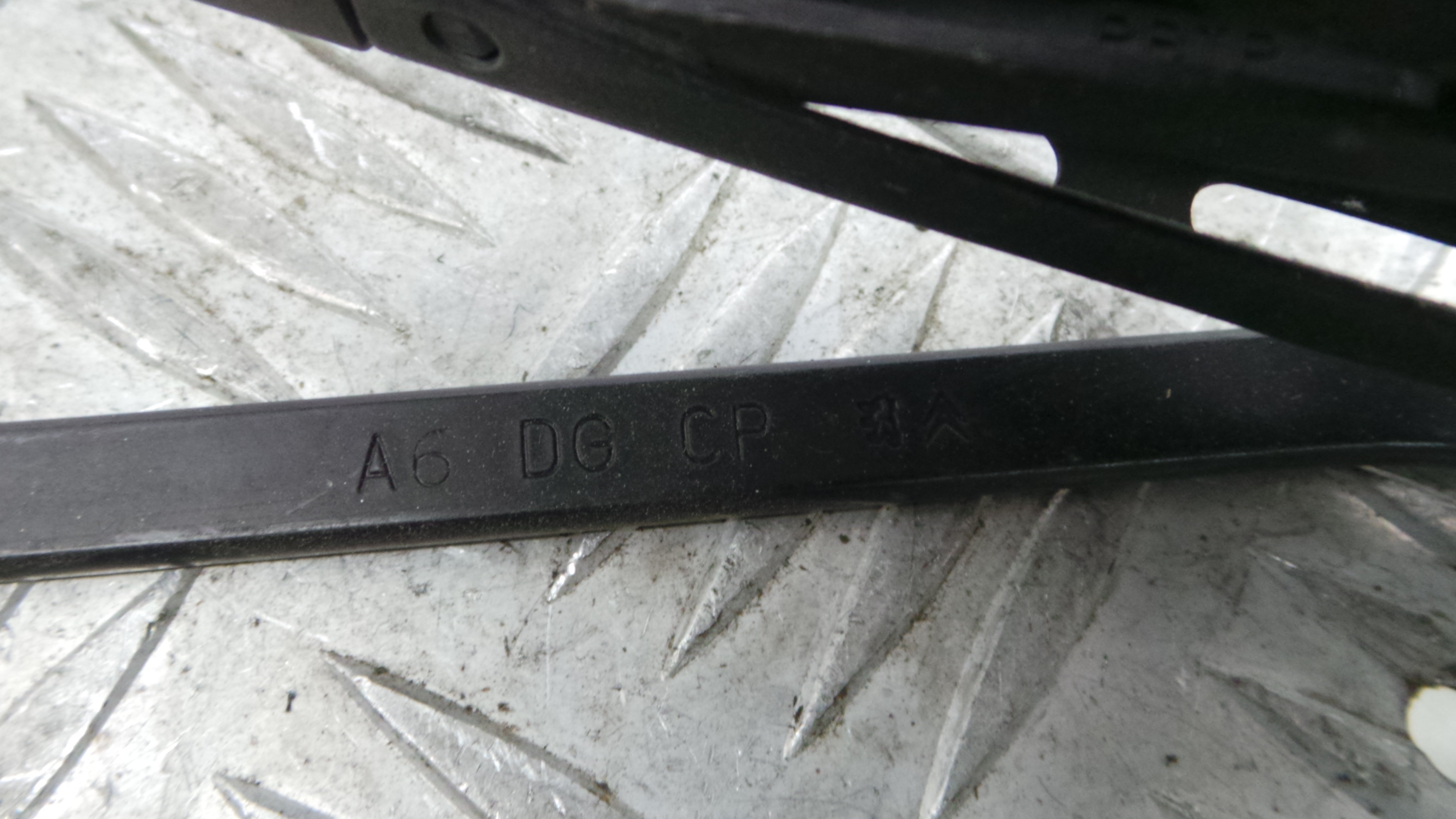 Braço Do Limpa-vidros A6DGCP - CITROËN C2 (JM_)-36766308