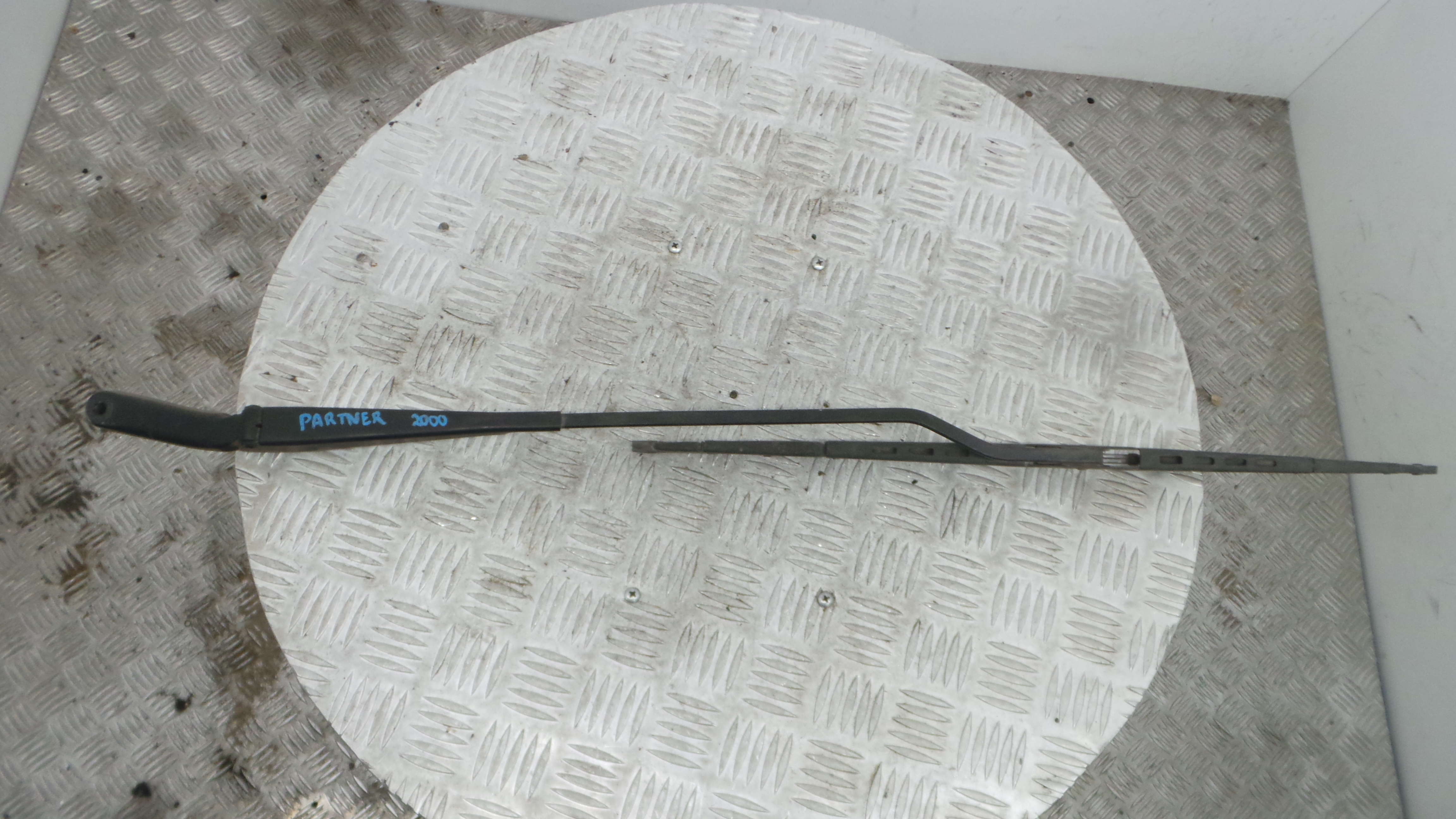 Braço Do Limpa-vidros 962101478B - PEUGEOT PARTNER Caixa/monovolume (5_, G_), PARTNER Van (5_, G_),-36766322