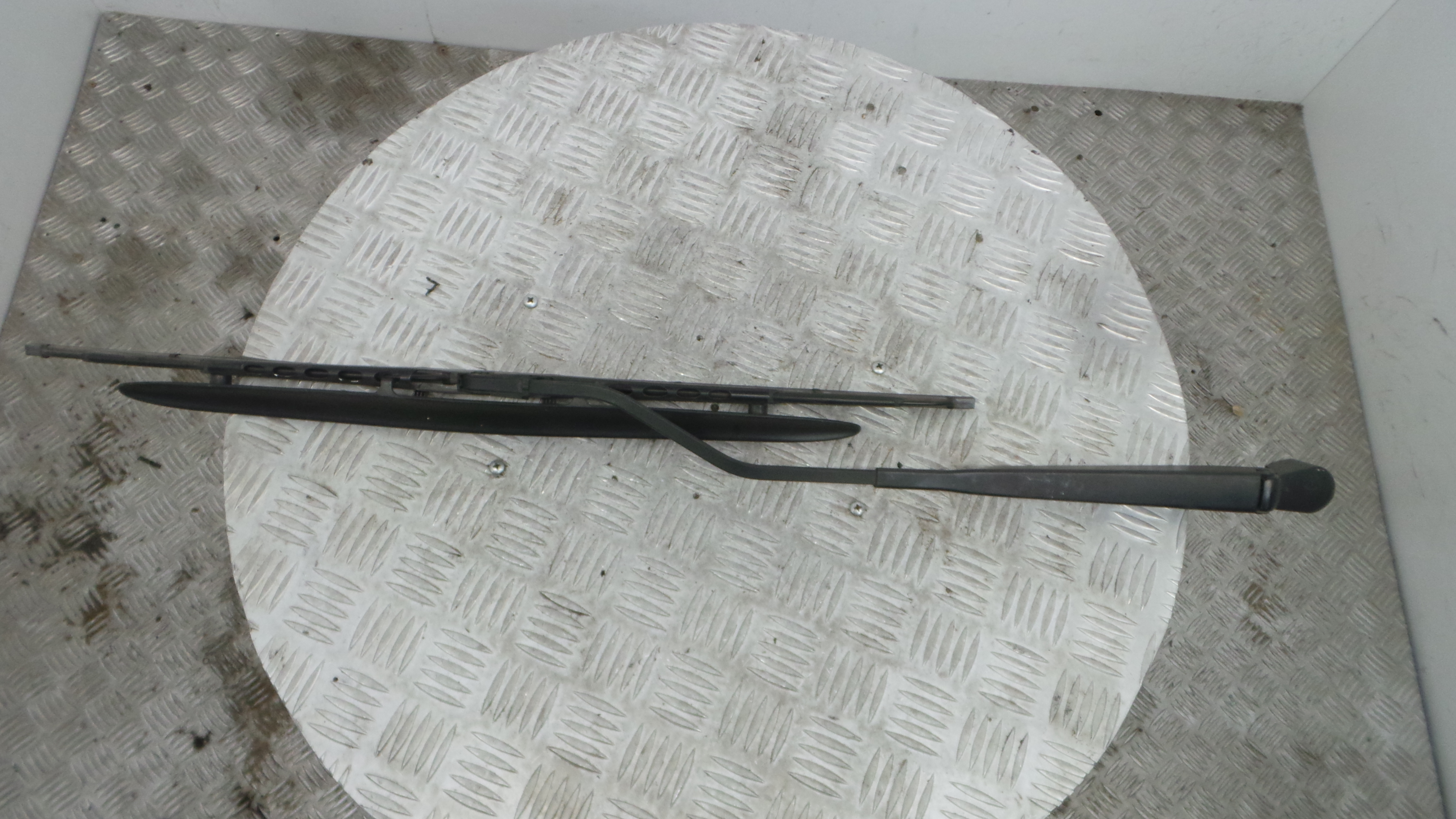 Braço Do Limpa-vidros A8DGCC - CITROËN C2 (JM_)-36772290 Braço Do Limpa-vidros A8DGCC - CITROËN C2 (JM_)-36772290