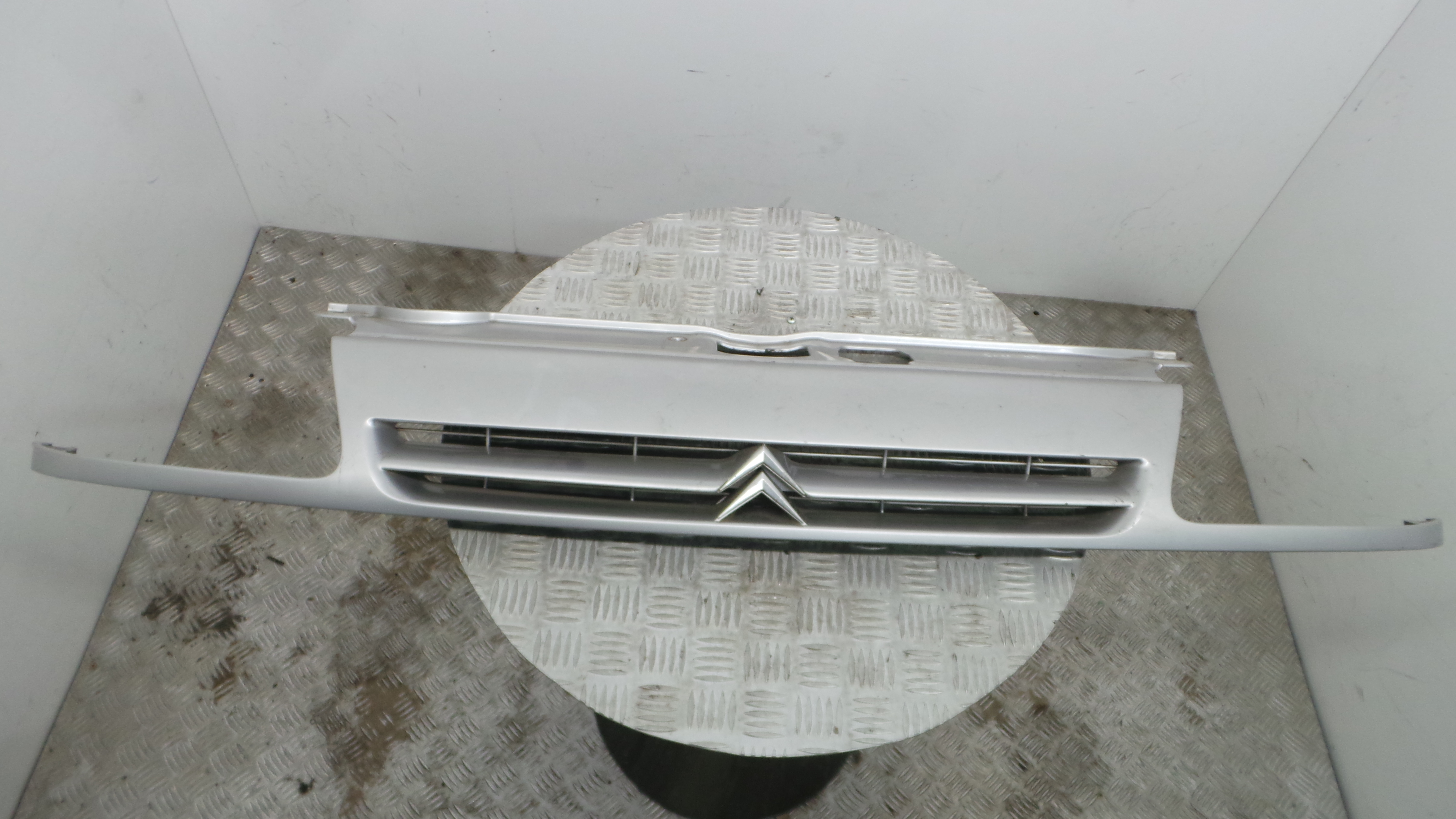 Grelha da Frente 9617745277 - CITROËN SAXO (S0, S1)-36773692