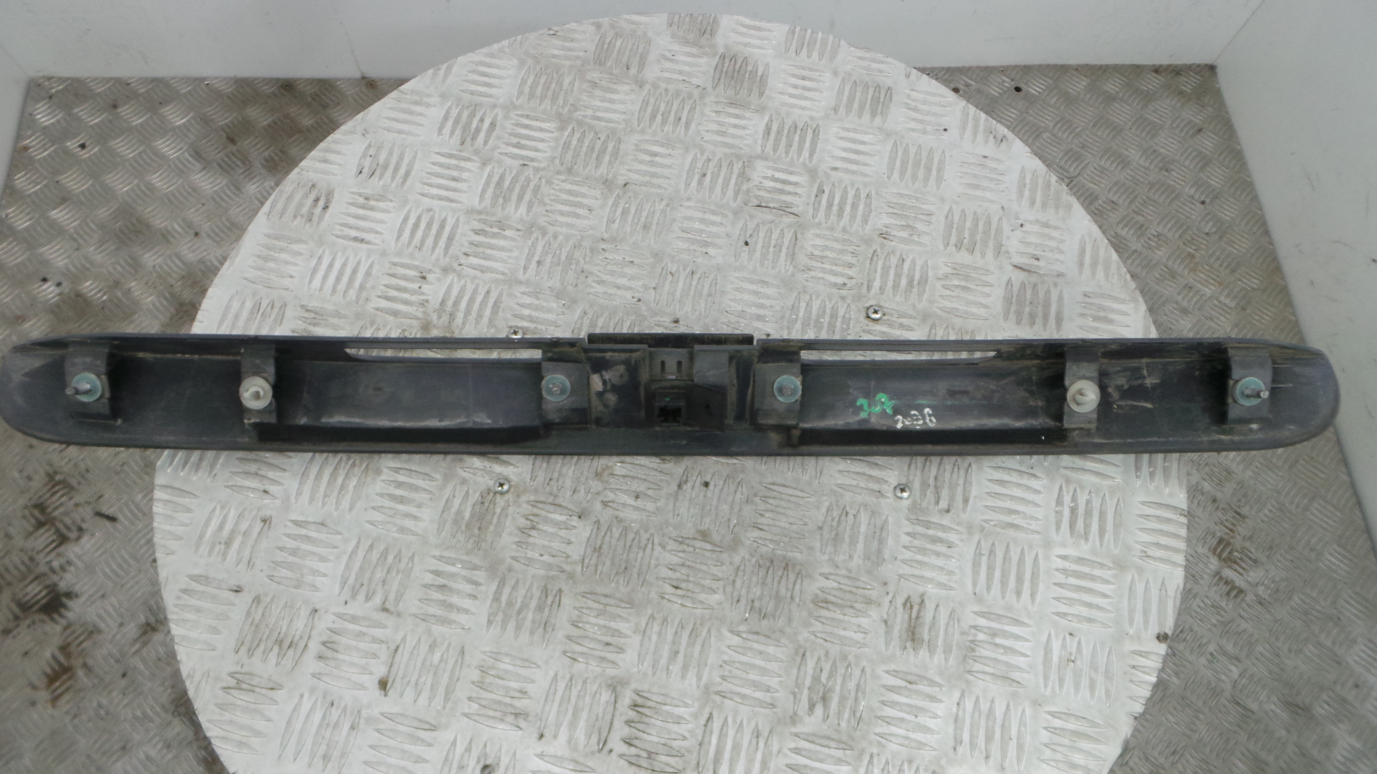 Puxador Exterior da Tampa da Mala 8726P2 - PEUGEOT 307 SW (3H)-36773741