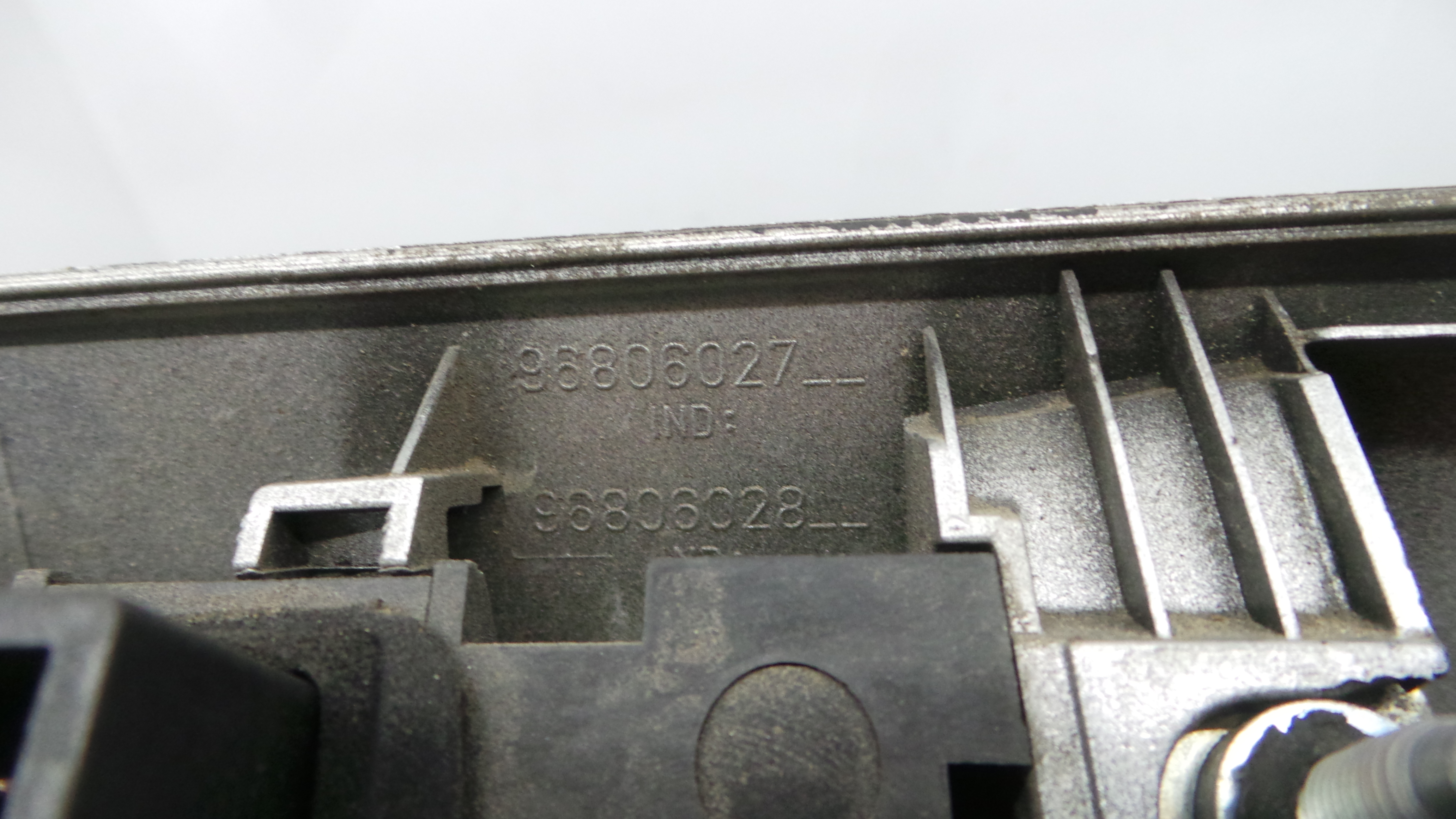 Puxador Exterior da Tampa da Mala 96806027 - PEUGEOT 308 SW I (4E_, 4H_)-36773747