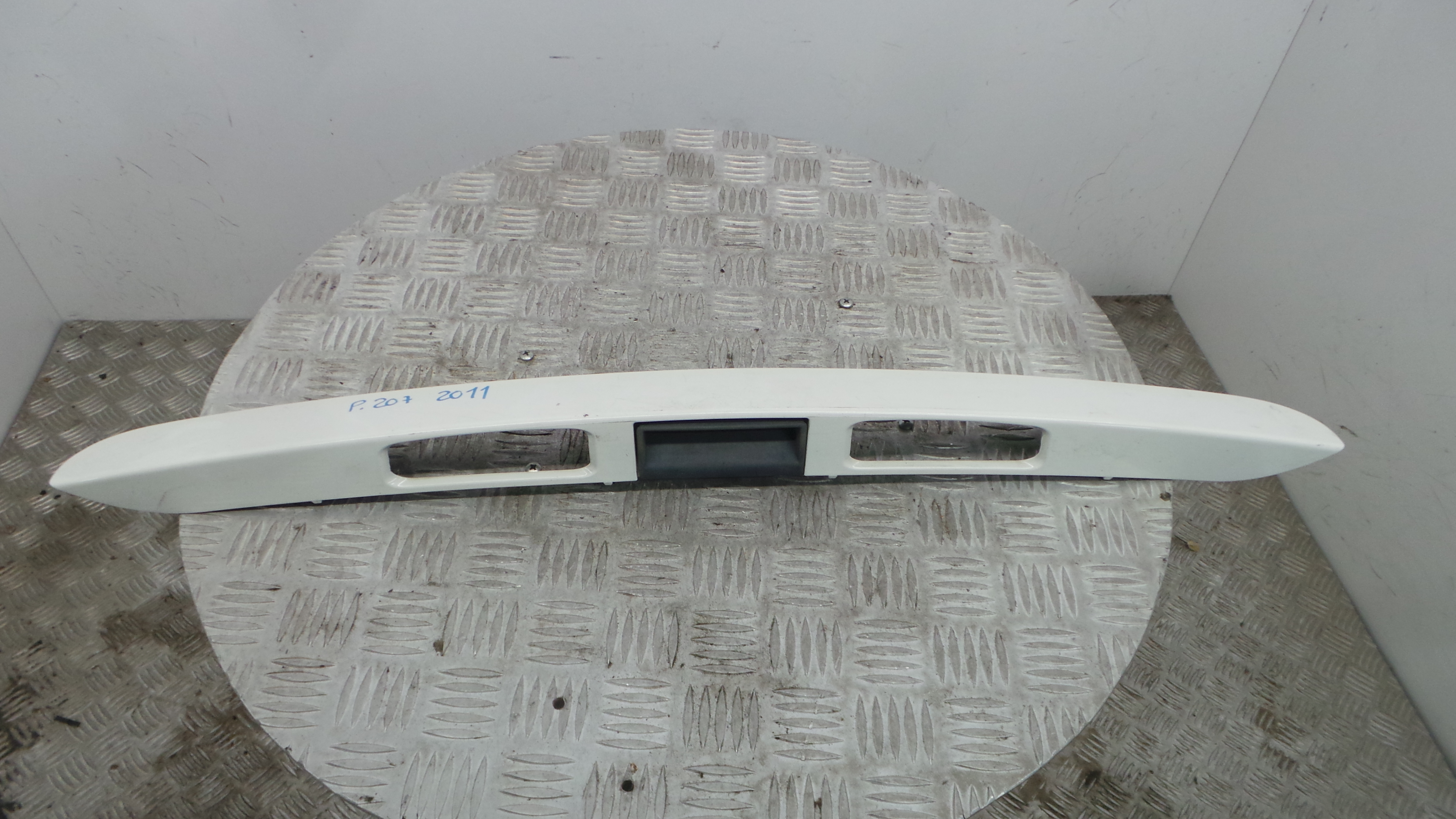 Puxador Exterior da Tampa da Mala 8726T4 - PEUGEOT 207 (WA_, WC_), 207/207+ (WA_, WC_)-36773750