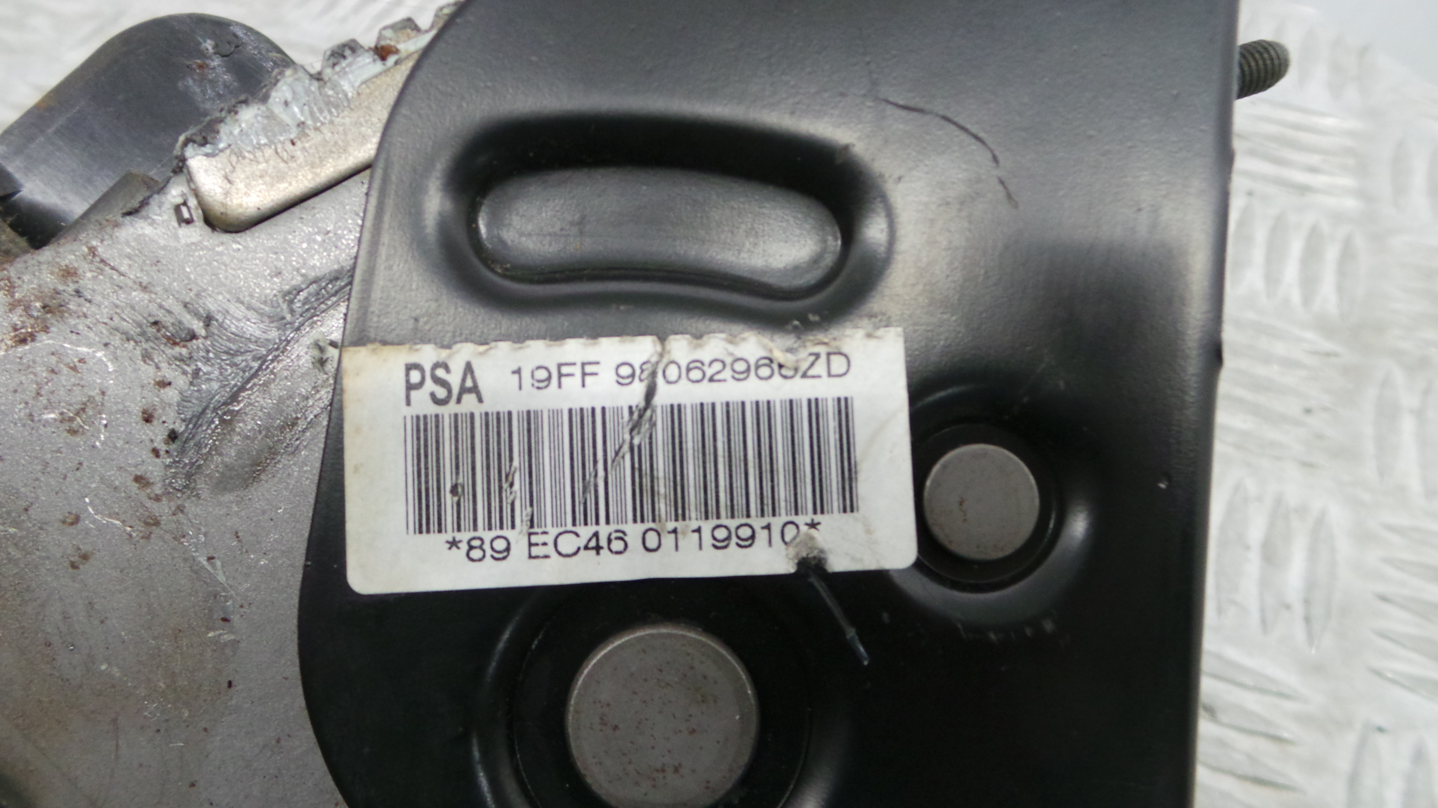 Travão de Mão 98062966ZD - CITROËN C3 II (SC_)-36775899