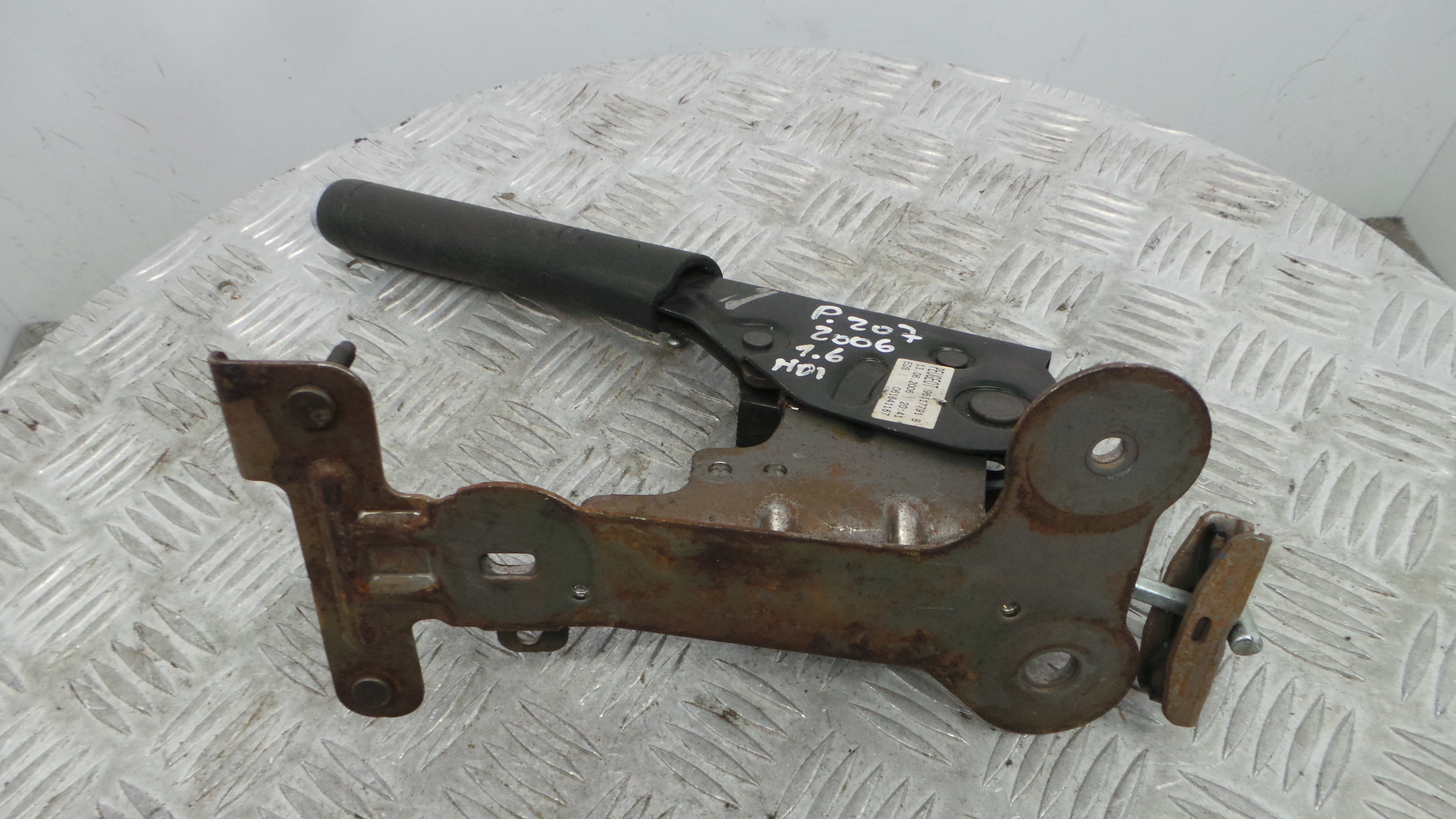 Travão de Mão 96517791 - PEUGEOT 207 (WA_, WC_), 207/207+ (WA_, WC_)-36775917