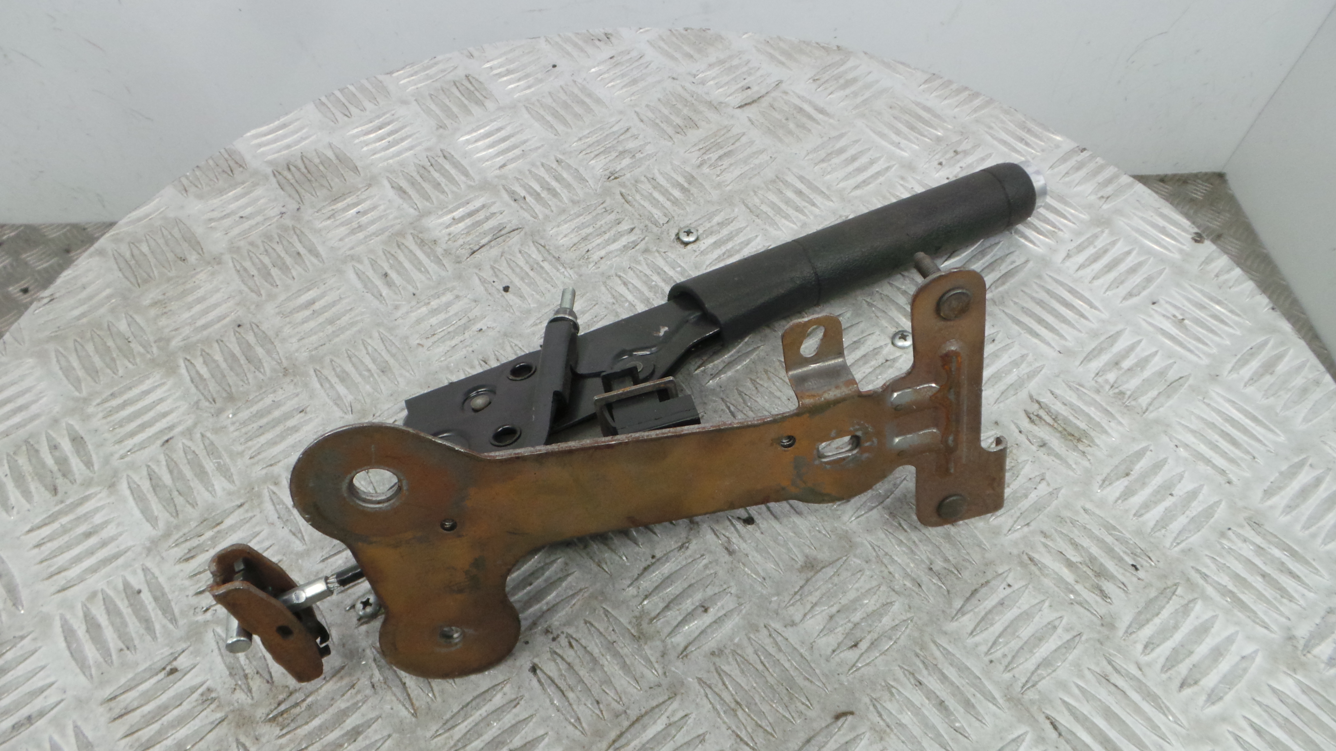 Travão de Mão  96517791B - PEUGEOT 207 (WA_, WC_), 207/207+ (WA_, WC_)-36776340