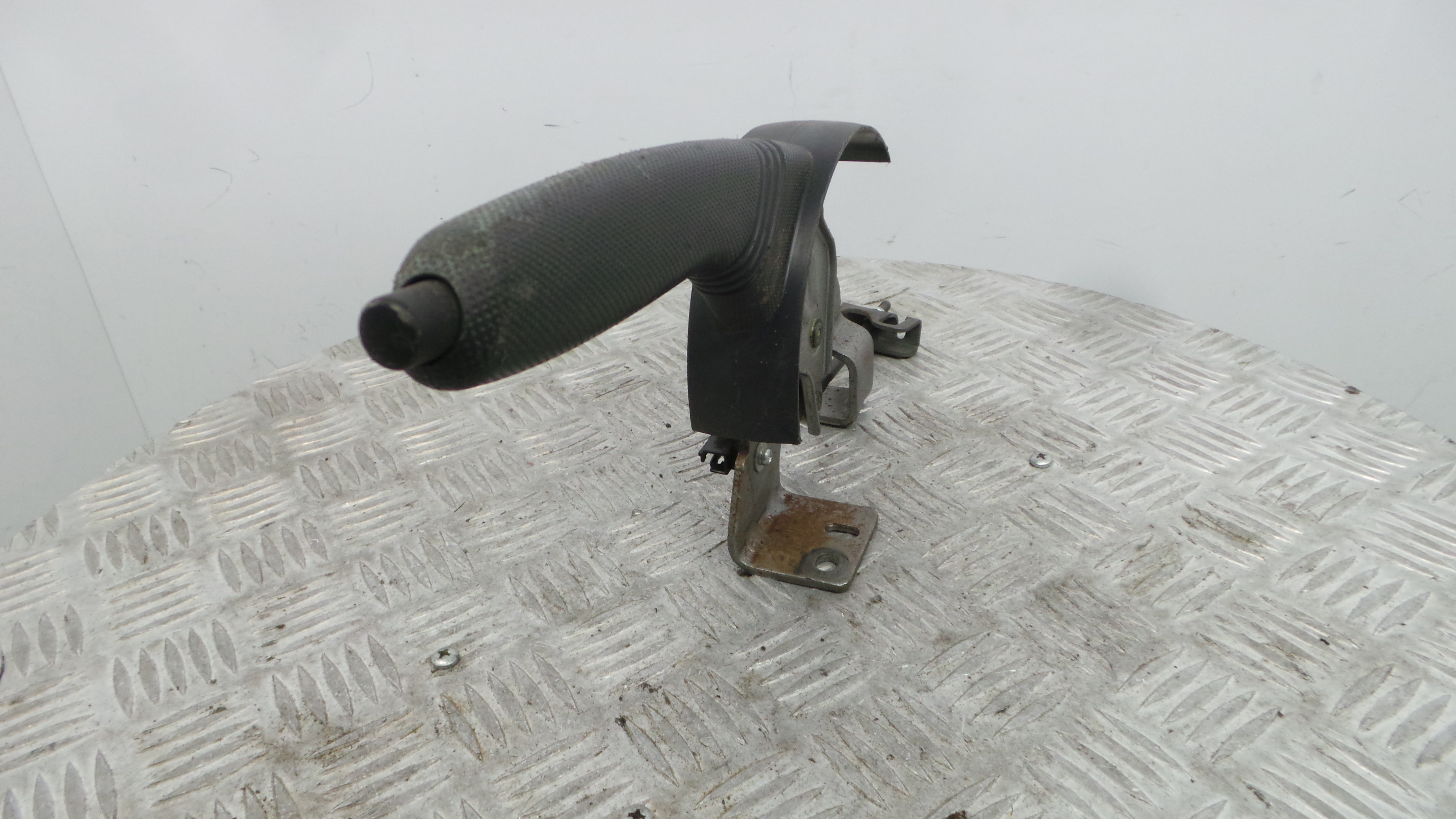 Travão de Mão  4701A0 - PEUGEOT 107 (PM_, PN_)-36776395