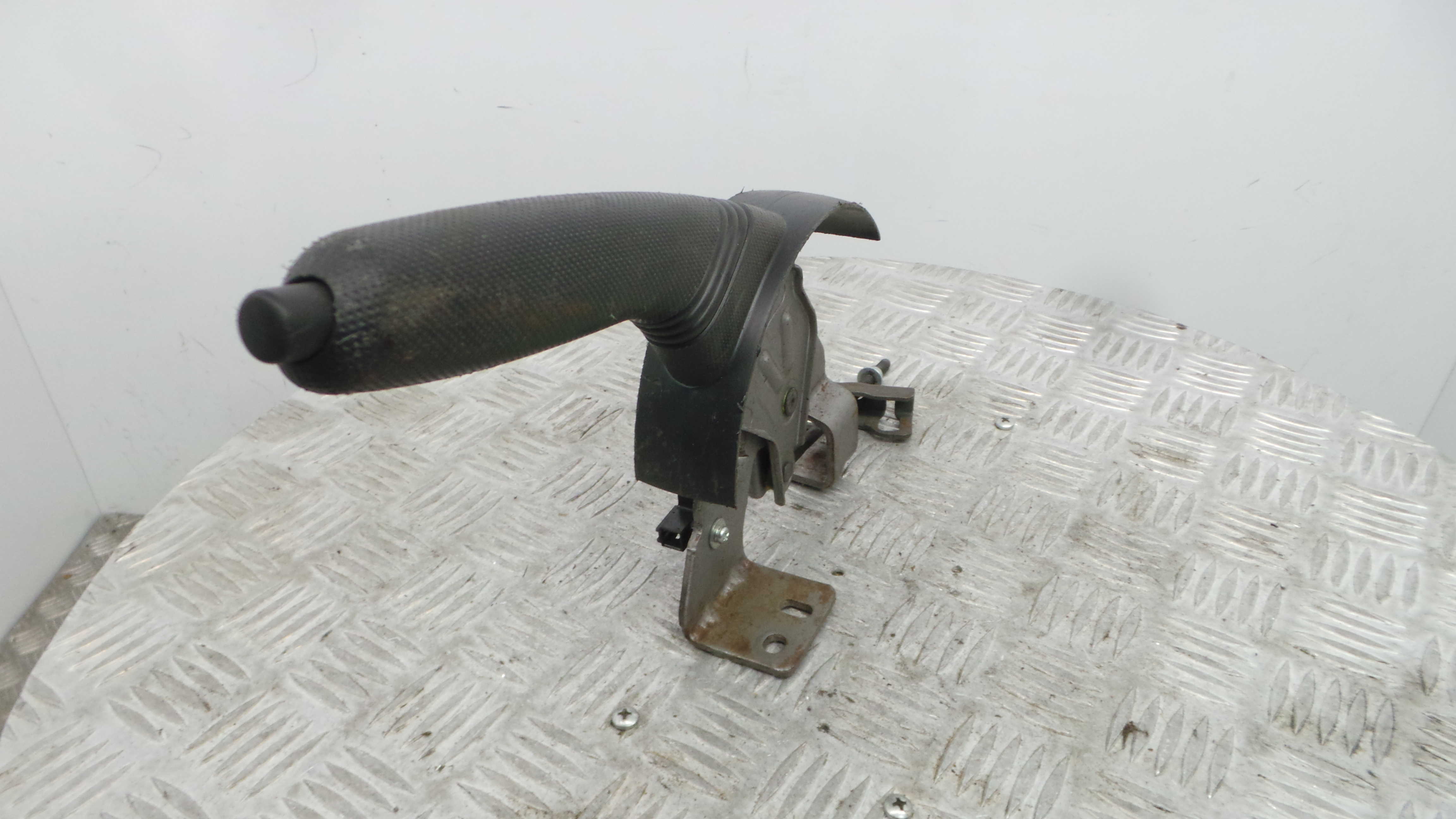 Travão de Mão  4701A0 - CITROËN C1 (PM_, PN_)-36776448