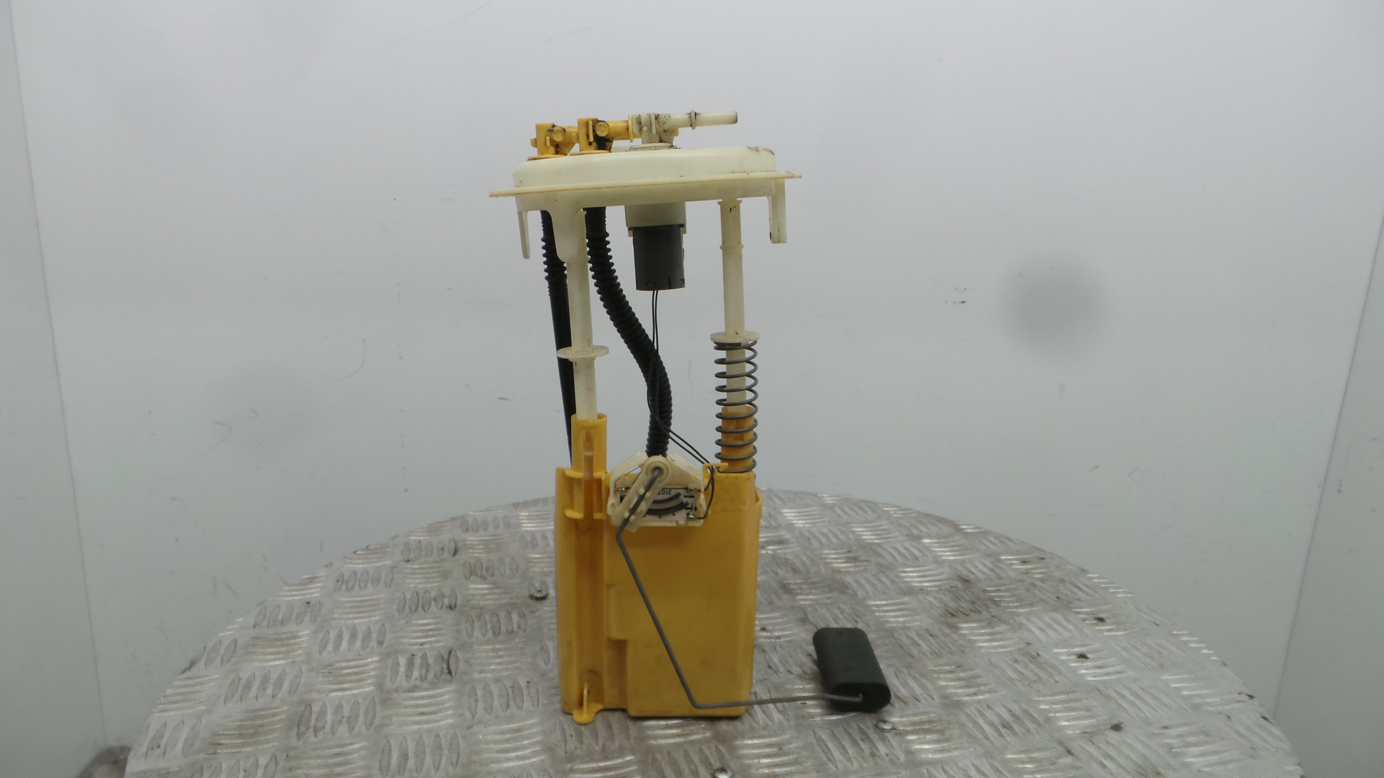 Boia do Combustível 096523821800A - PEUGEOT 107 (PM_, PN_)-36776577