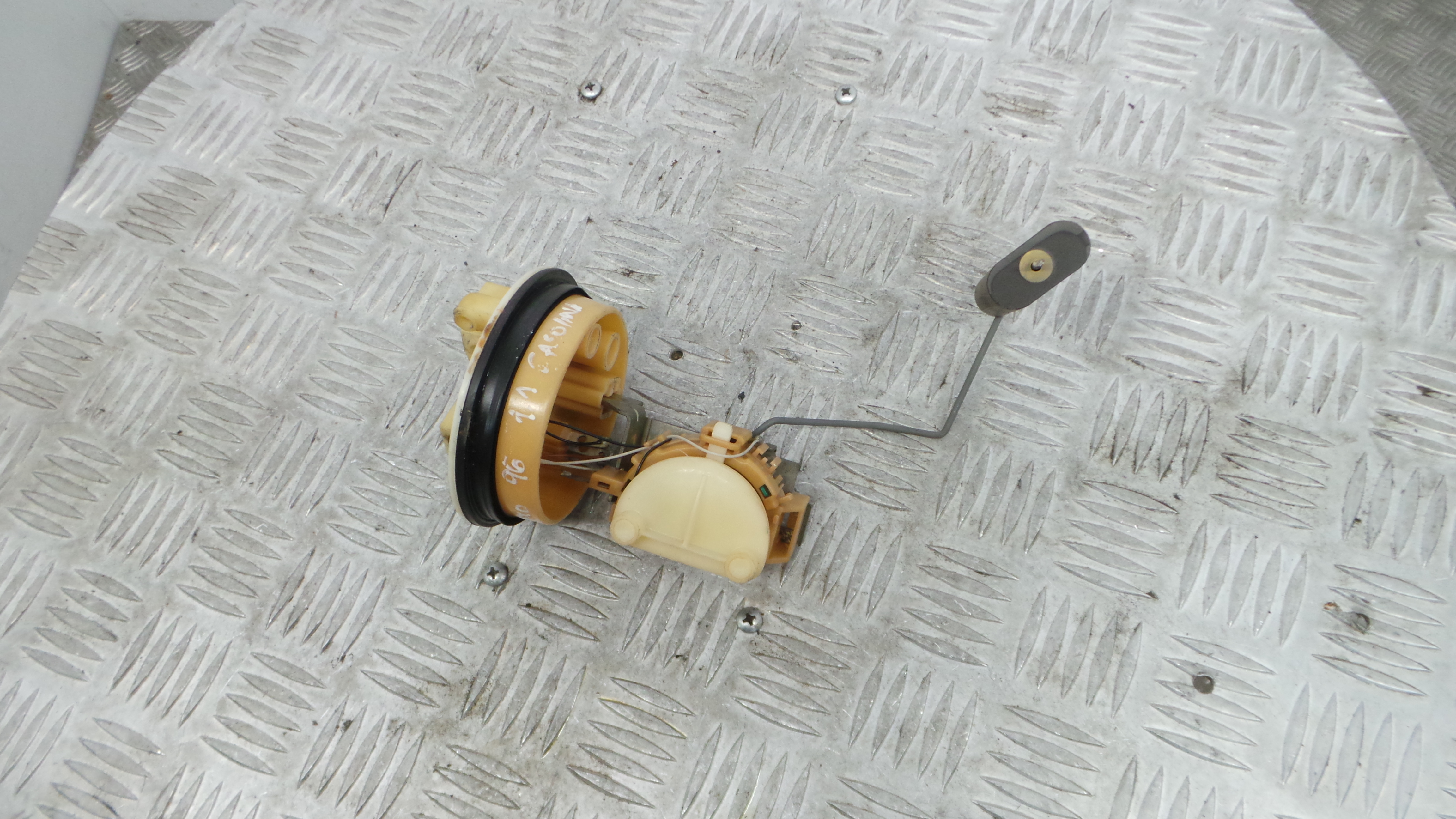 Boia do Combustível 9606173880 - CITROËN SAXO (S0, S1)-36776868