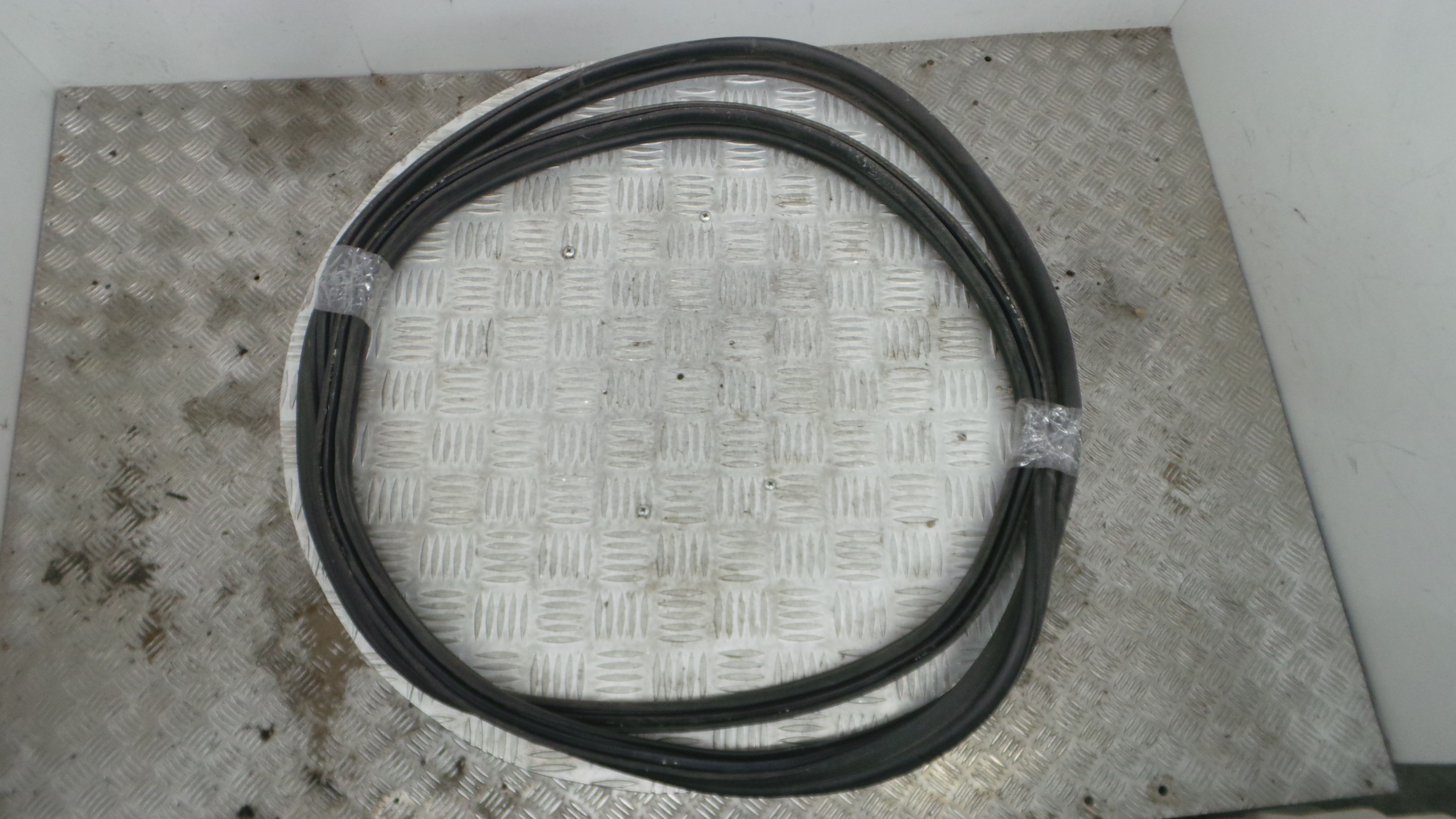 Borracha Mala 9802457280 - PEUGEOT 208 I (CA_, CC_)-36780812