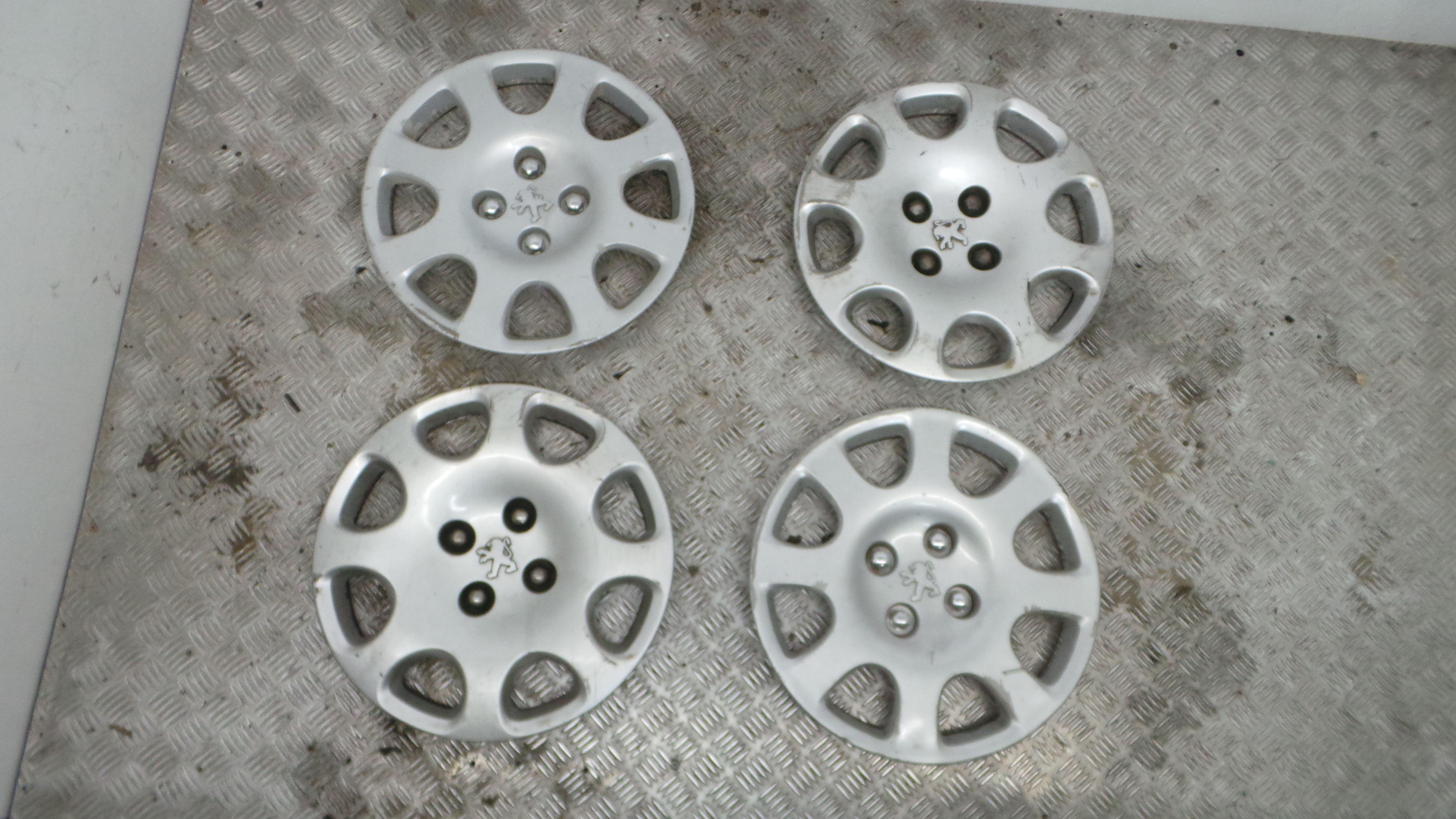 Tampões das rodas 9651017180 - PEUGEOT 207 (WA_, WC_), 207/207+ (WA_, WC_)-36780846