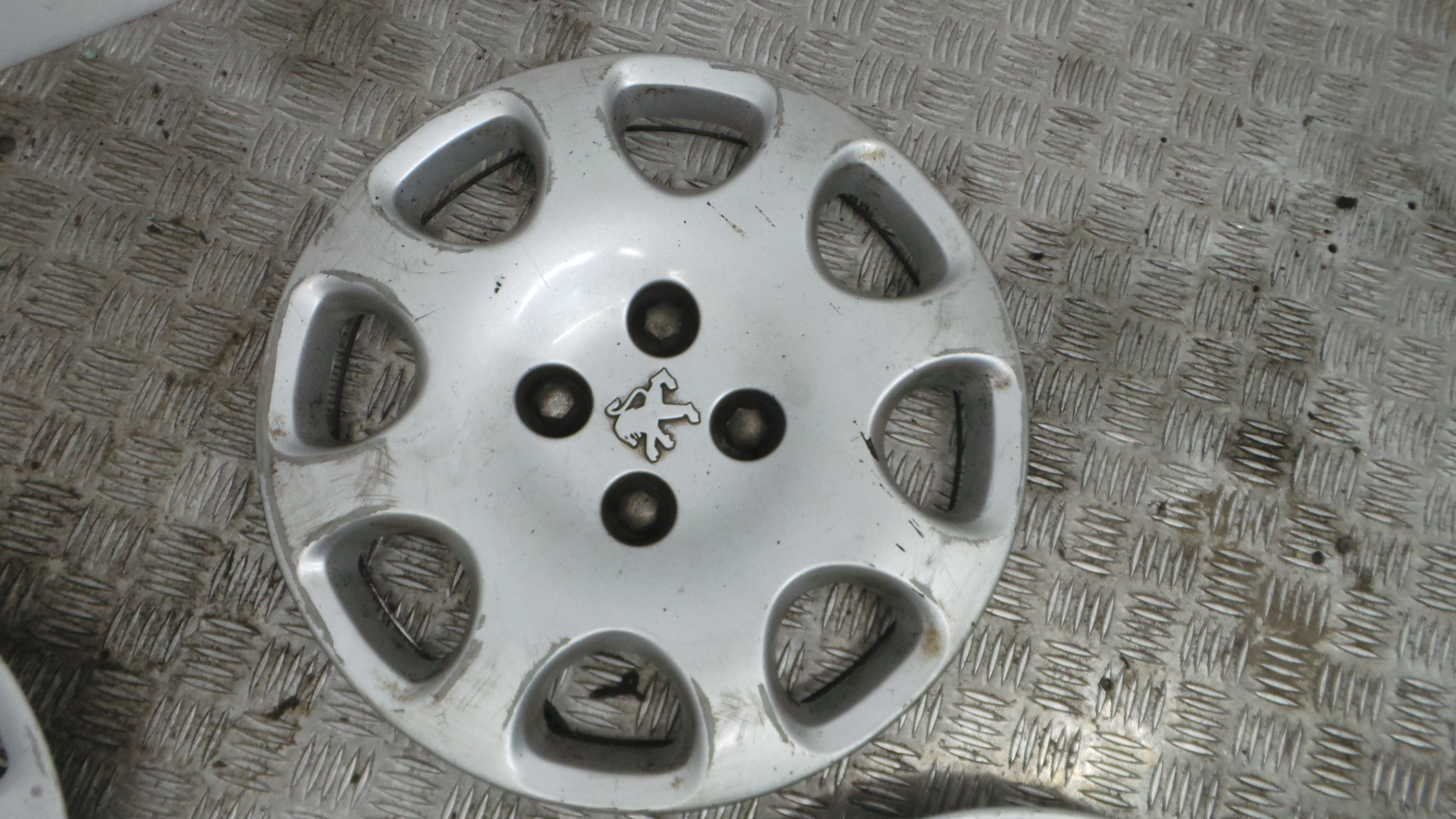 Tampões das rodas 9651017180 - PEUGEOT 207 (WA_, WC_), 207/207+ (WA_, WC_)-36780846