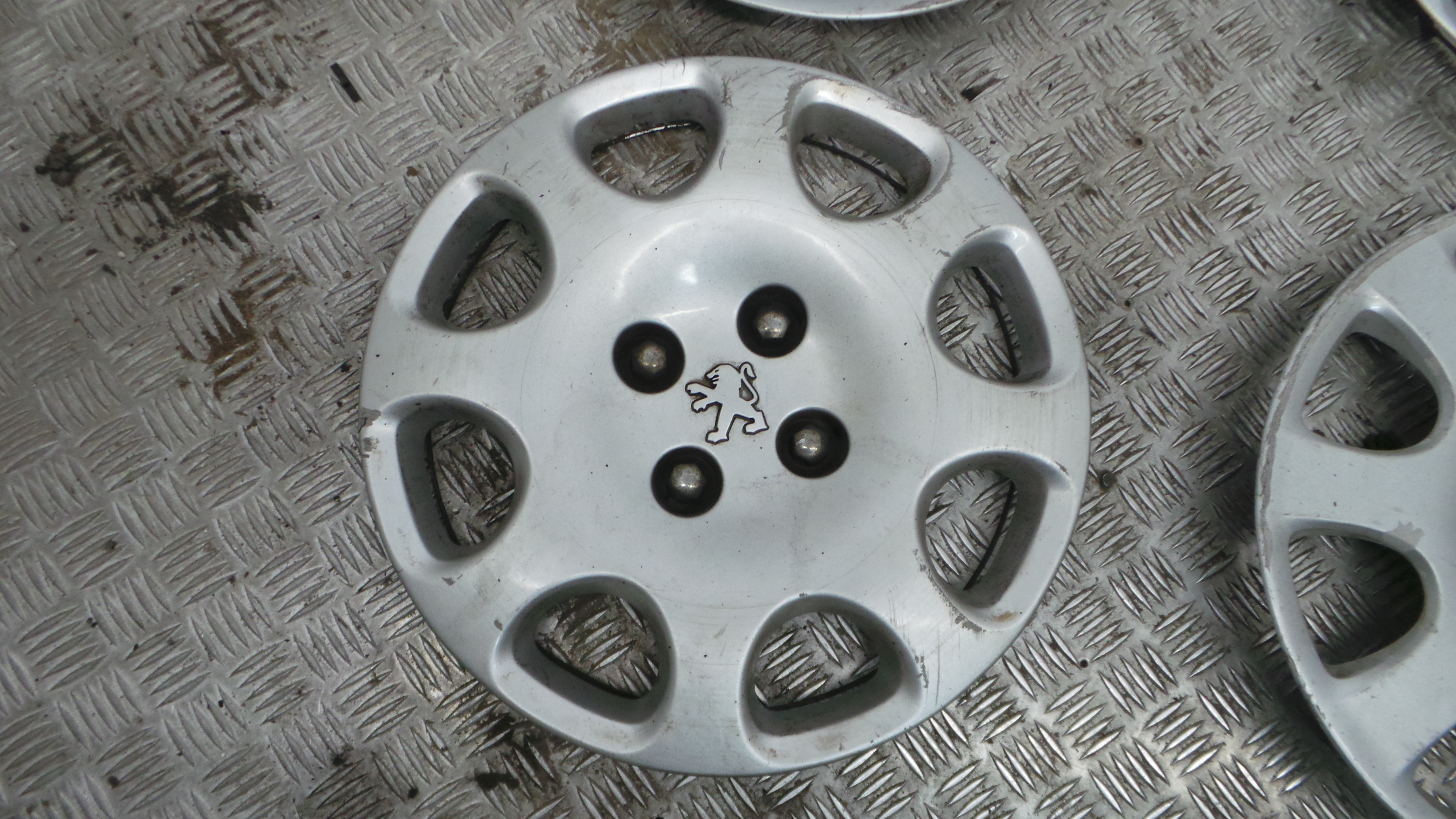 Tampões das rodas 9651017180 - PEUGEOT 207 (WA_, WC_), 207/207+ (WA_, WC_)-36780846