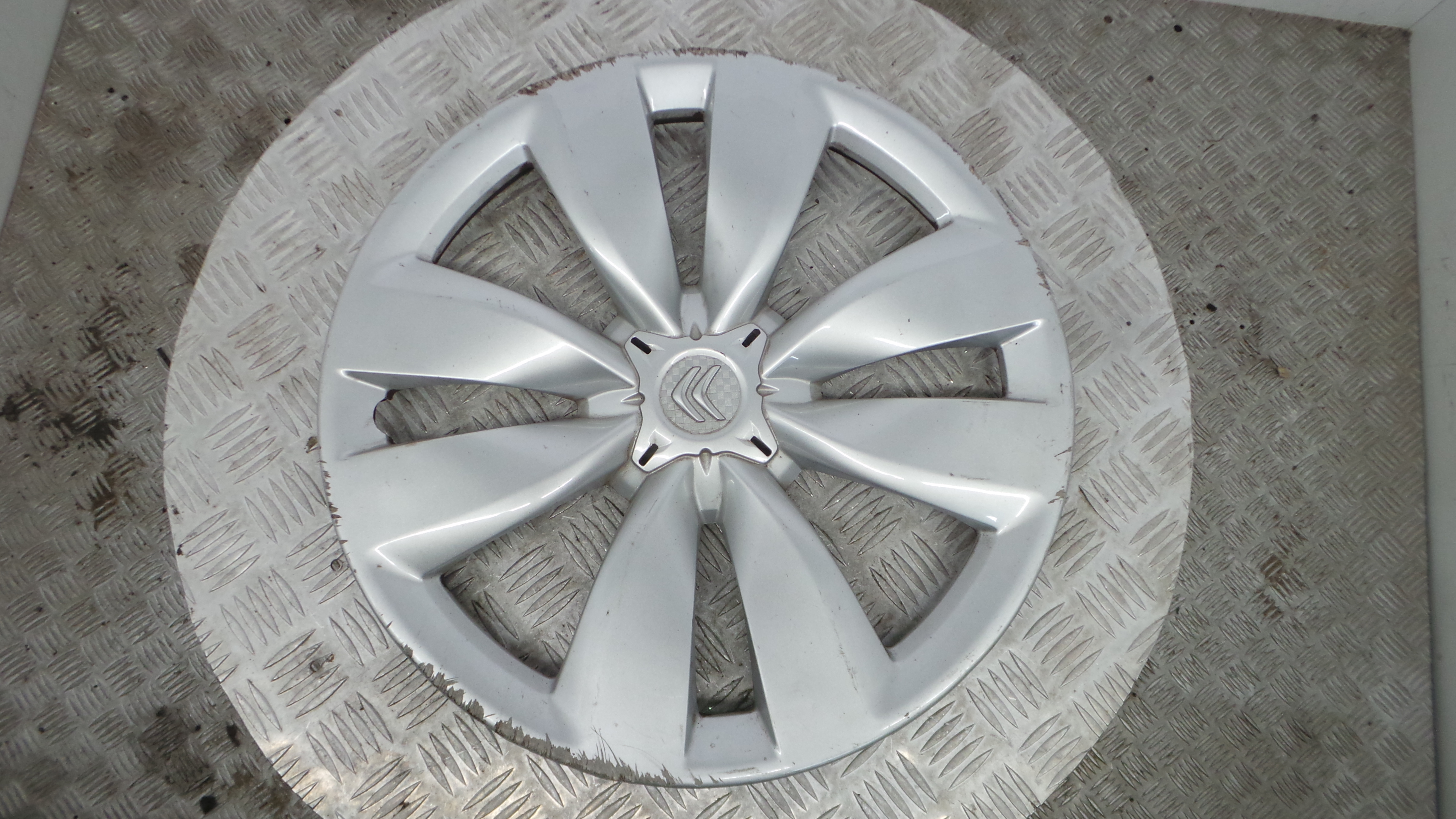 Tampões das rodas 9685346380 - CITROËN C3 II (SC_)-36780866