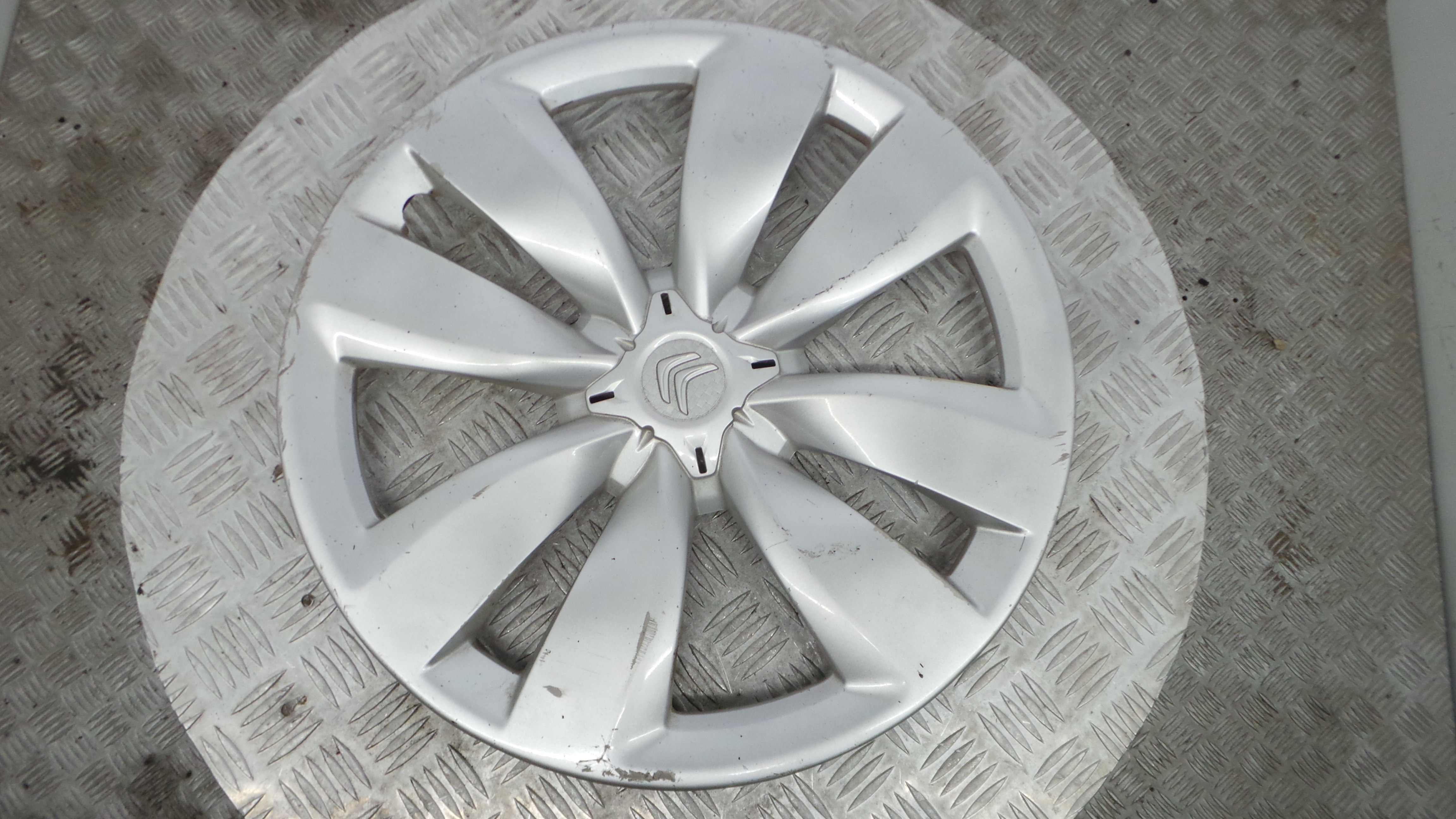 Tampões das rodas 9685346380 - CITROËN C3 II (SC_)-36780872