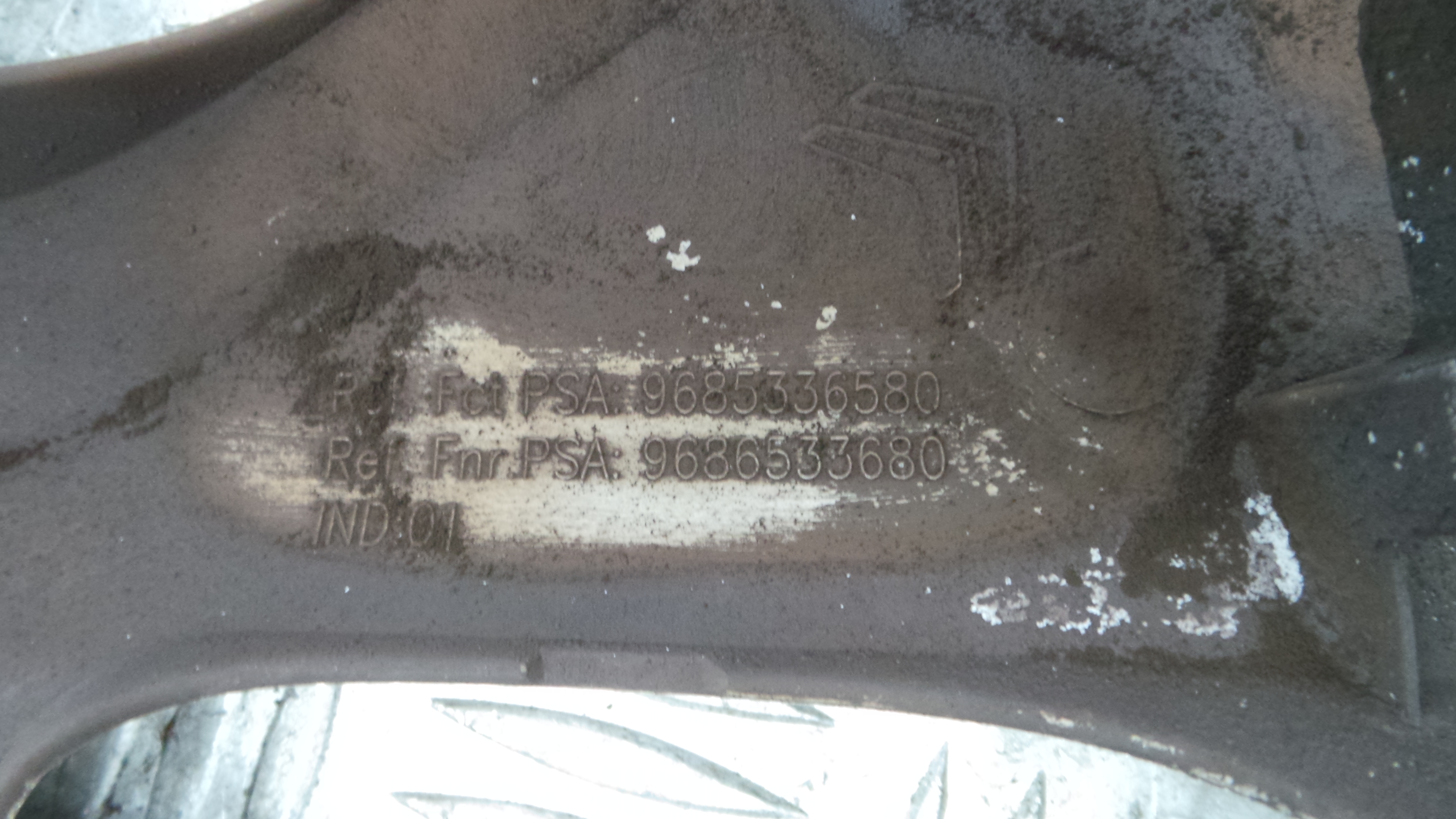 Tampões das rodas 9685336580 - CITROËN C3 II (SC_)-36780875