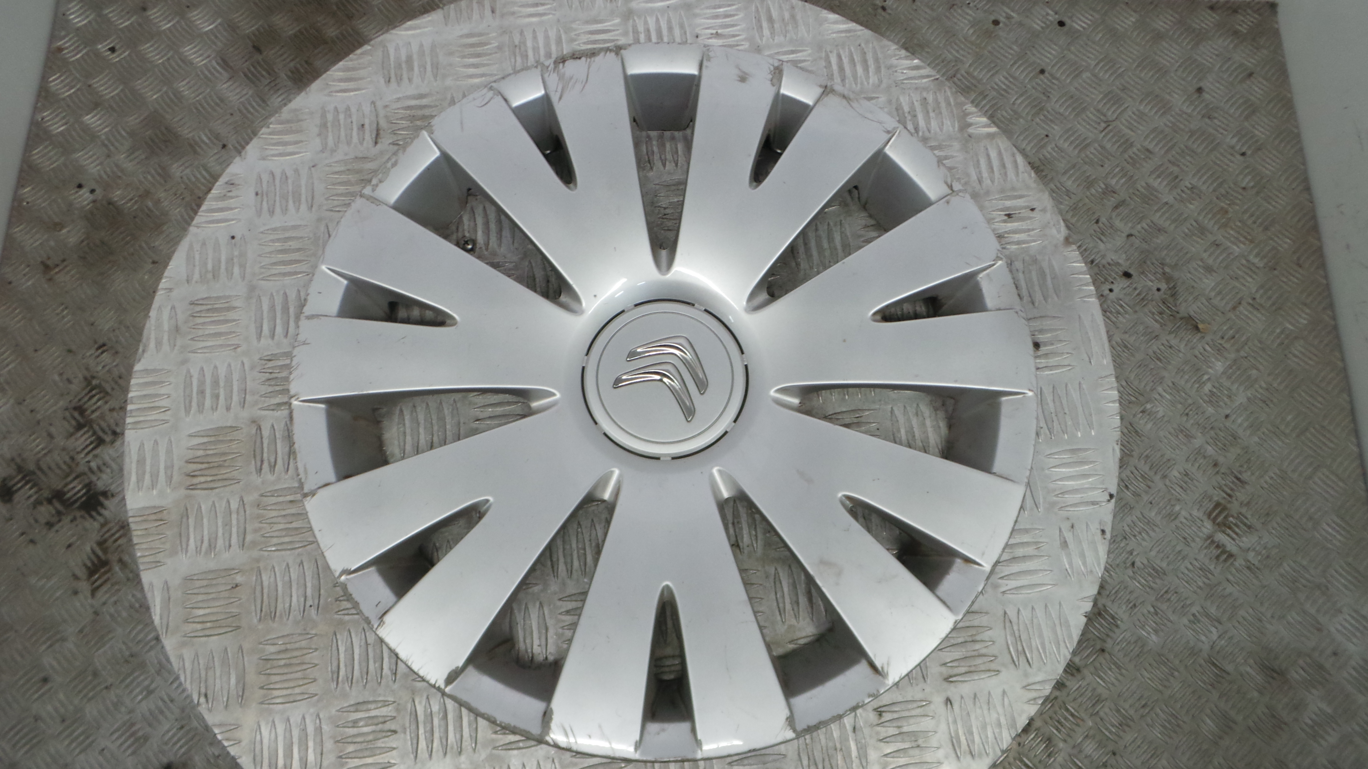 Tampões das rodas 9813655477 - CITROËN SAXO (S0, S1)-36780901
