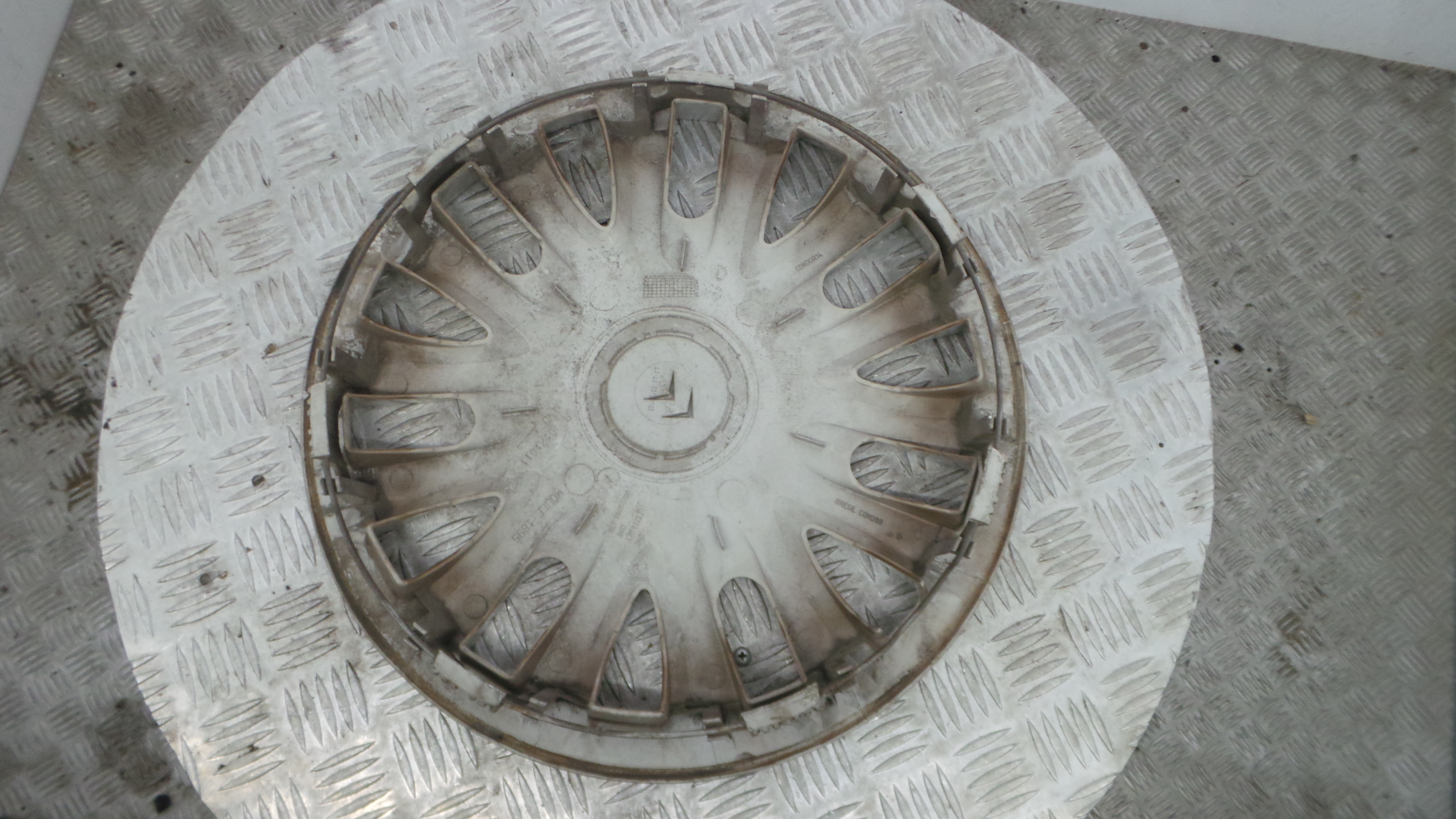 Tampões das rodas 9645379980 - CITROËN C2 (JM_)-36780910