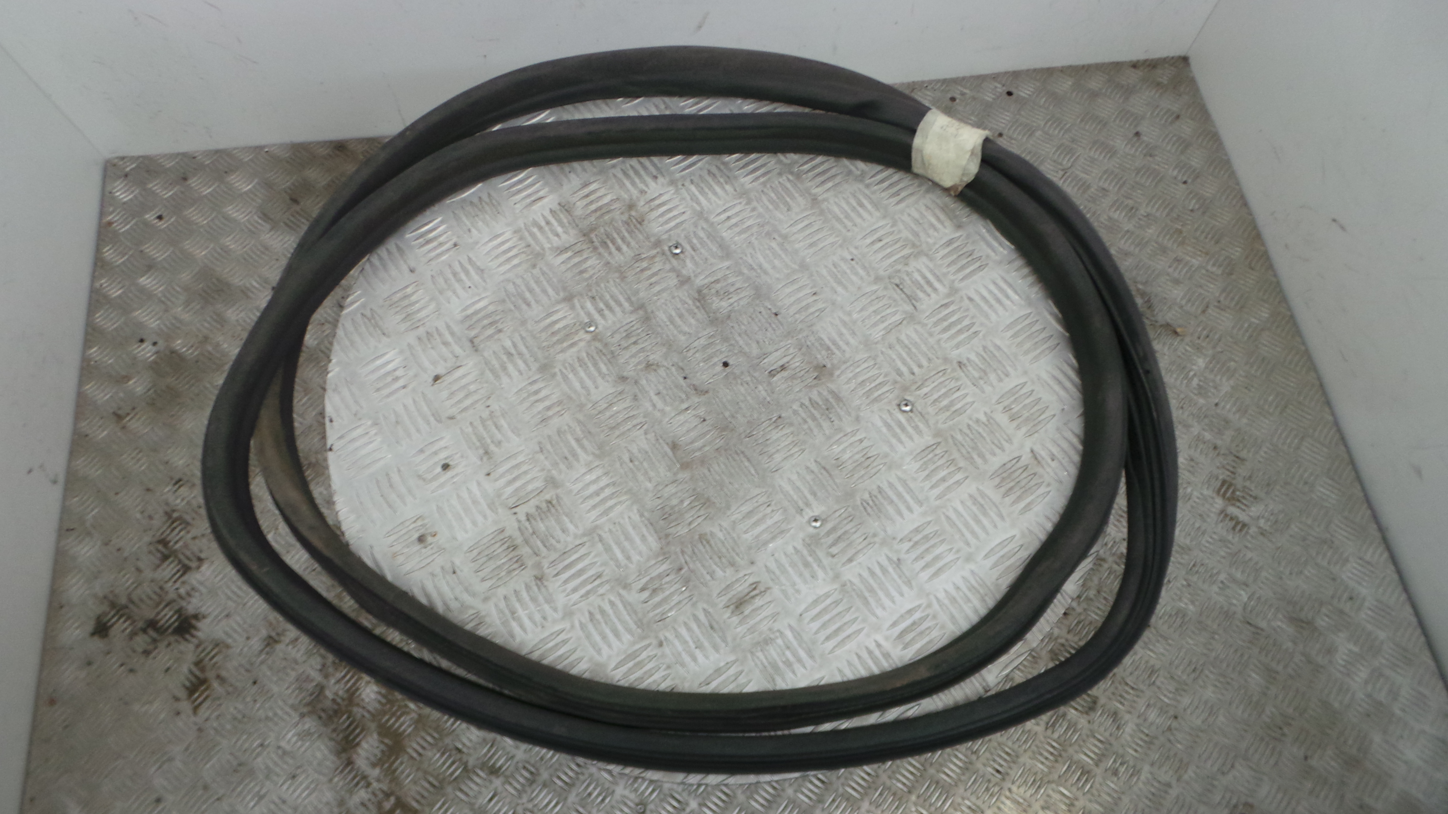 Borracha Porta Direita  - CITROËN BERLINGO Caixa/monovolume (B9)-36781077